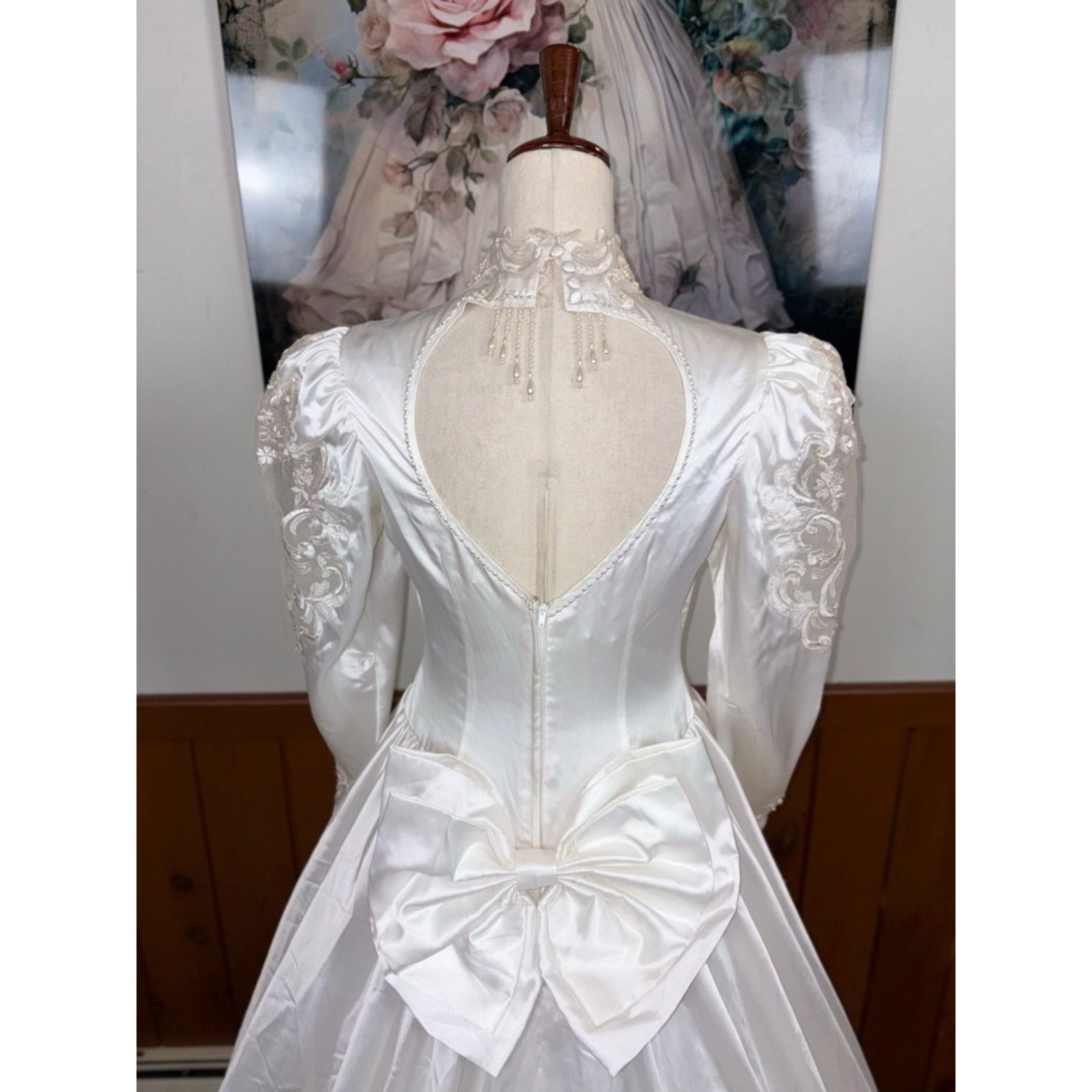 Other Beautiful Vintage 90s Alfred Angelo White Satin Wedding Gown Size L / US 10 / IT 46 - 8 Thumbnail
