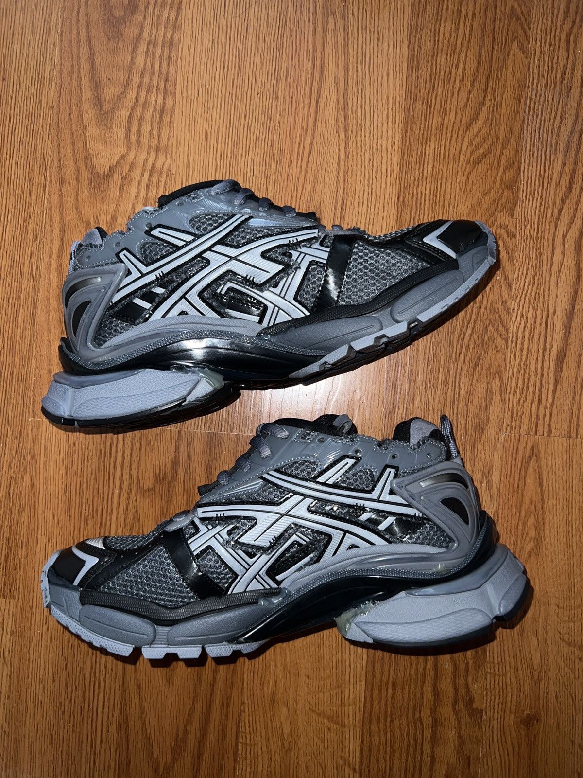 Balenciaga Balenciaga Runners Size US 11 / EU 44 - 1 Thumbnail