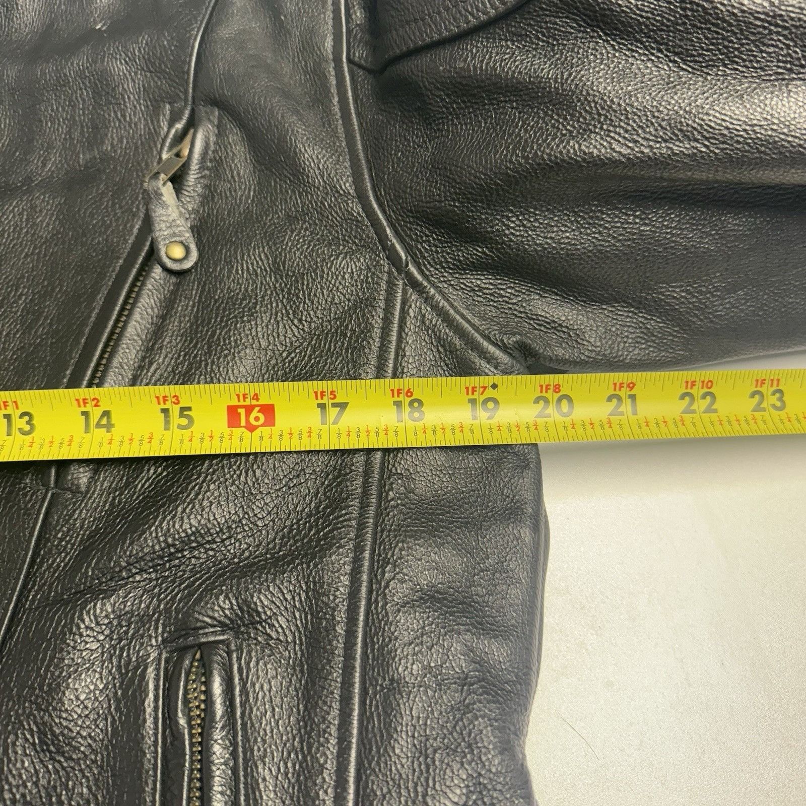 Victory Sportswear Victory Motorcycle Leather Jacket Adult Medium 19.5x23 Black Size US M / EU 48-50 / 2 - 9 Thumbnail
