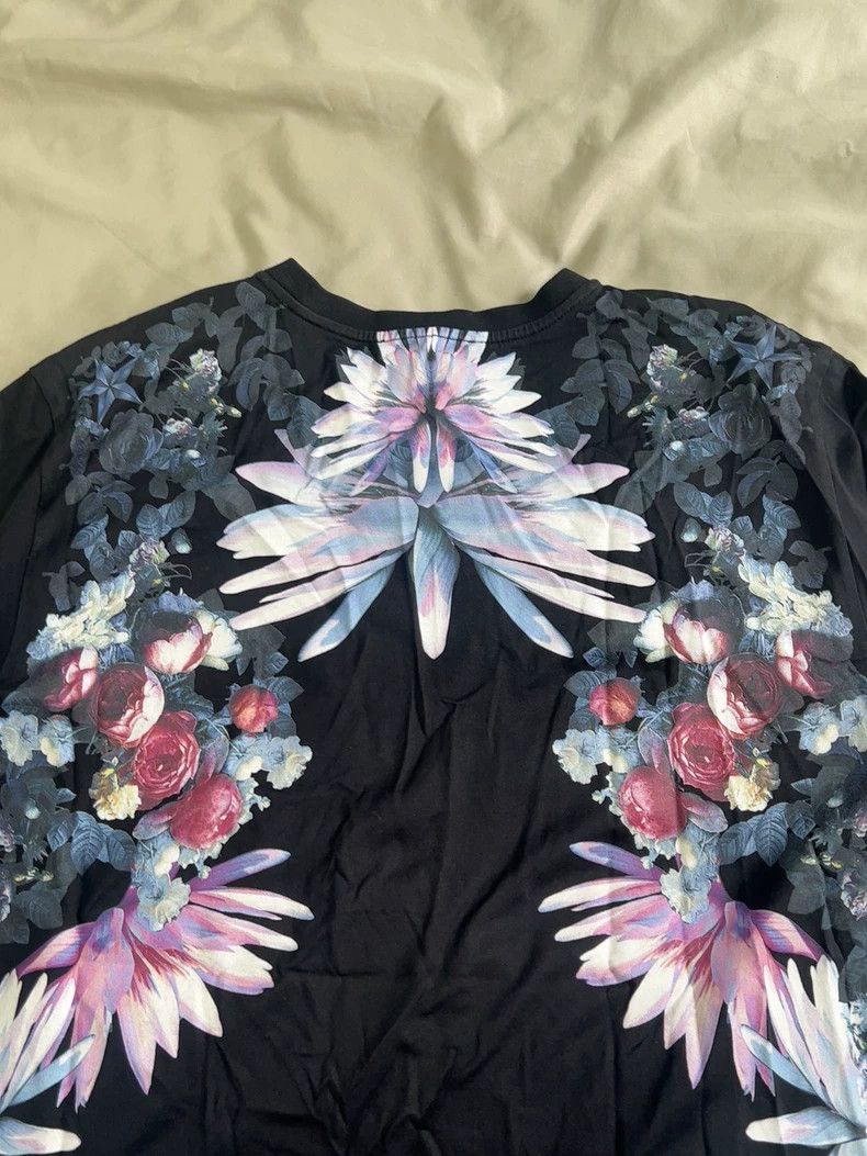Givenchy Givenchy Floral Short Sleeve Size US S / EU 44-46 / 1 - 6 Thumbnail