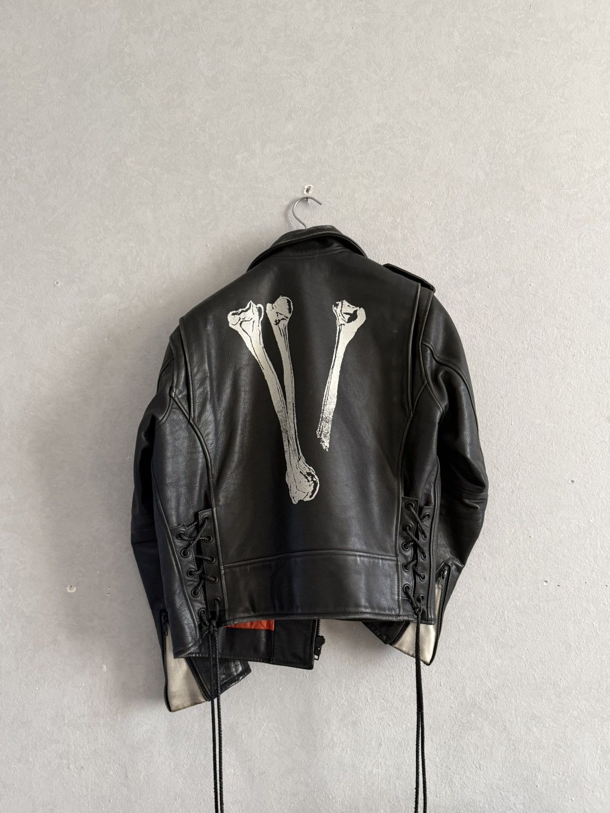 Neighborhood × Vlone Vlone neighbourhood learher biker jacket Size US S / EU 44-46 / 1 - 2 Thumbnail