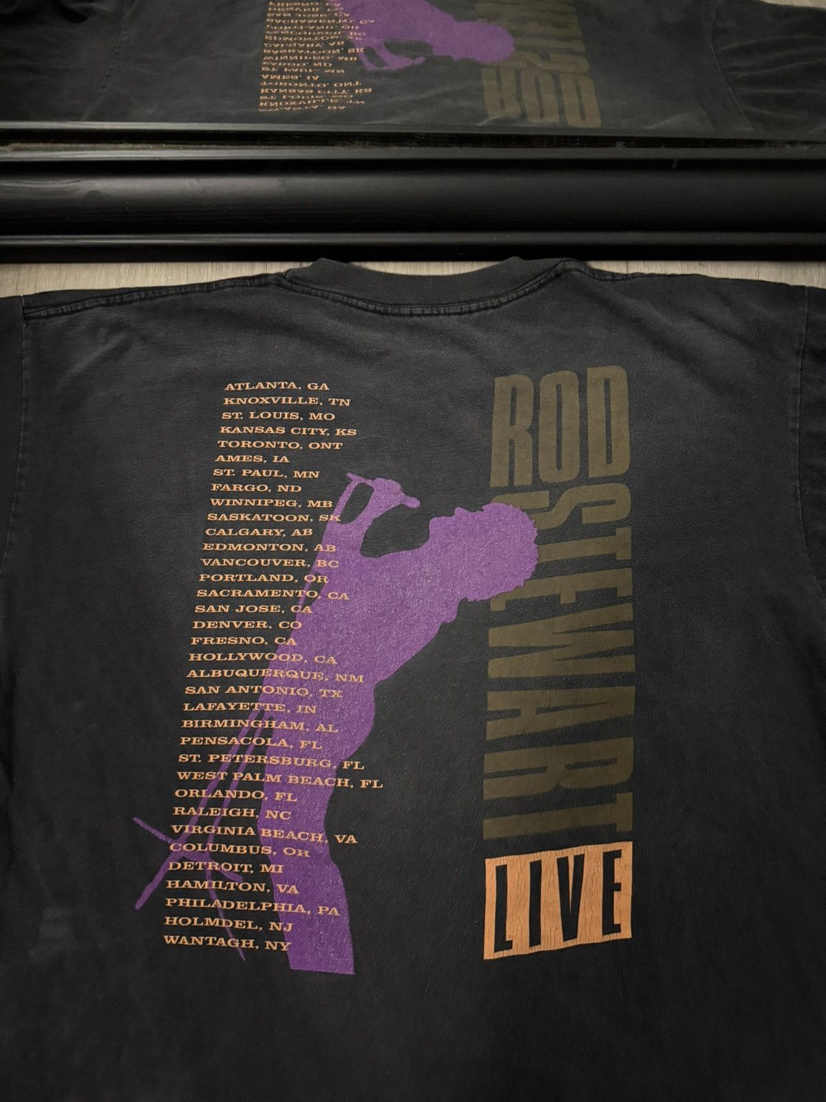 Band Tees × Vintage Vintage / Y2K 1995 Rod Stuart Live Tour Shirt Size US XL / EU 56 / 4 - 4 Thumbnail