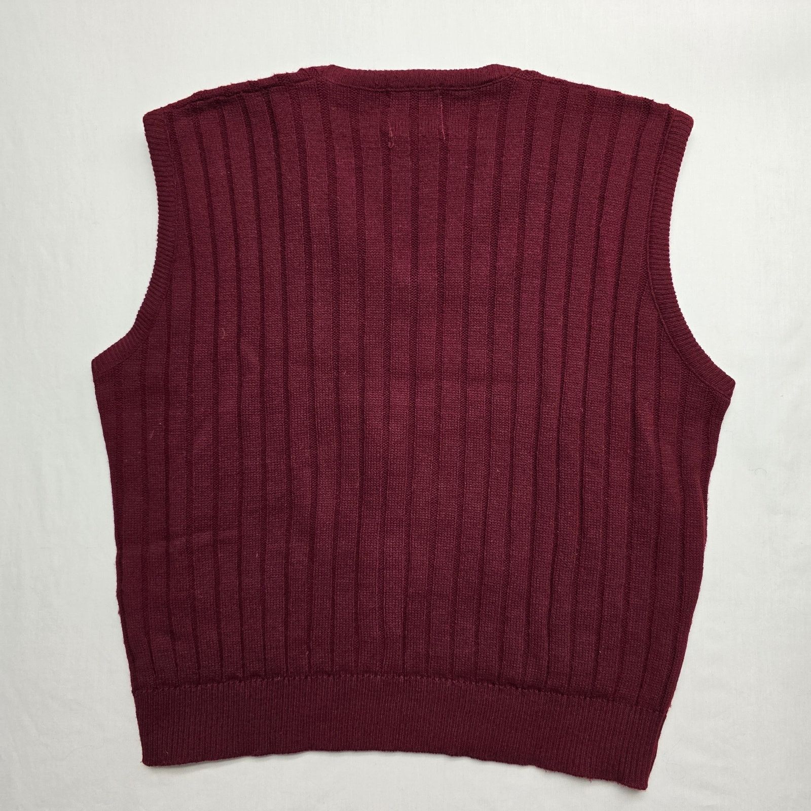 London Fog × Vintage Vintage London Fog Sweater Vest Large V Neck Acrylic Maroon Size US L / EU 52-54 / 3 - 6 Thumbnail