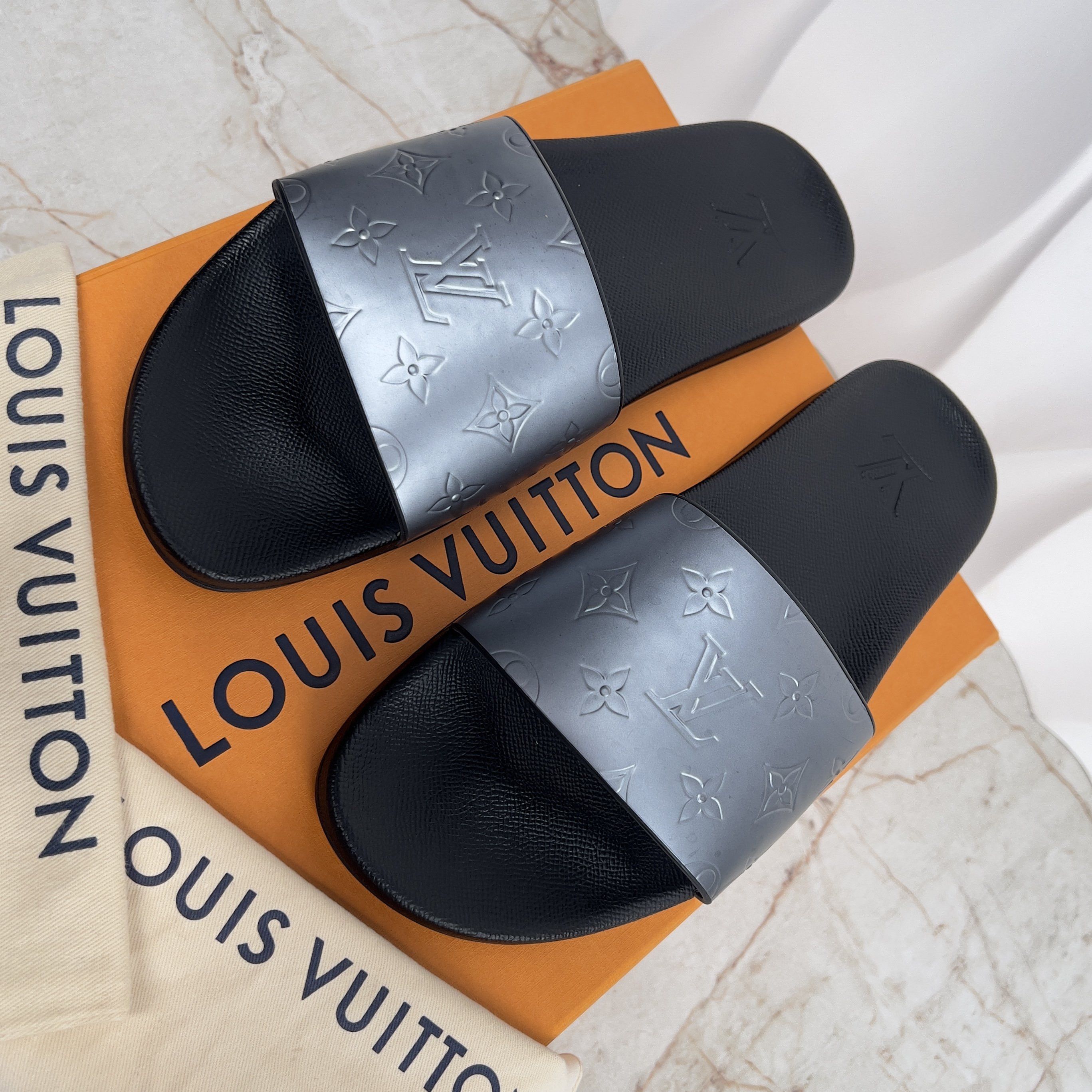 Auth Waterfront Sandals Flip Flop Monogram Silver