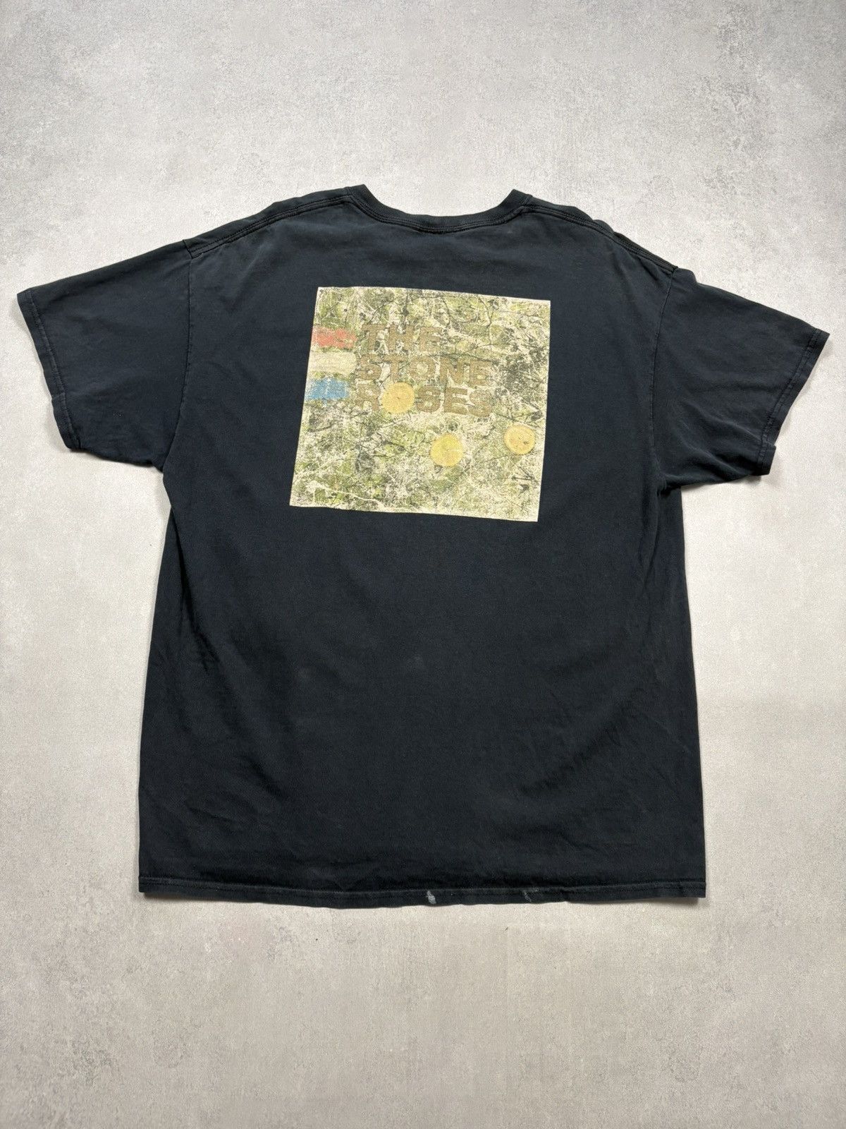 Band Tees Vintage 2000s Y2K Distressed The Stone Roses Band T Shirt L Size US L / EU 52-54 / 3 - 1 Thumbnail
