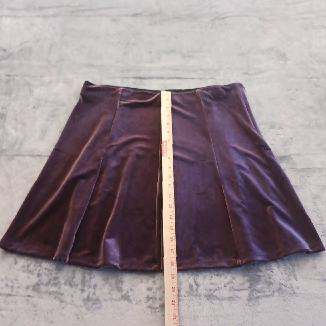 Gap Gap Skirt A-Line Women Short Purple Velour L Elastic Waist ZIP 2000s? Size 36" / US 14 / IT 50 - 4 Thumbnail
