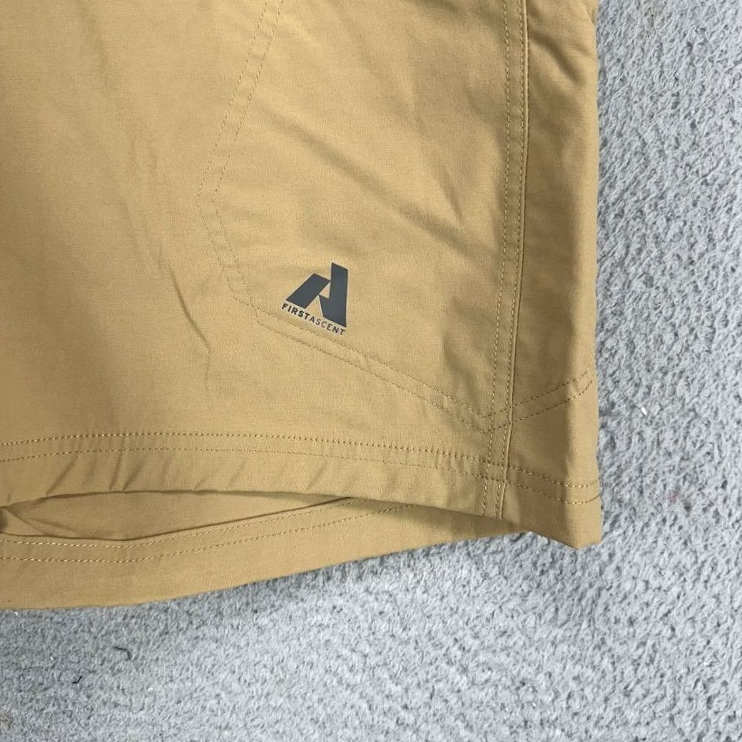Eddie Bauer Eddie Bauer First Ascent Cargo Shorts Men 42 Tan Nylon Blend Hiking Outdoor Logo Size US 42 / EU 58 - 5 Thumbnail