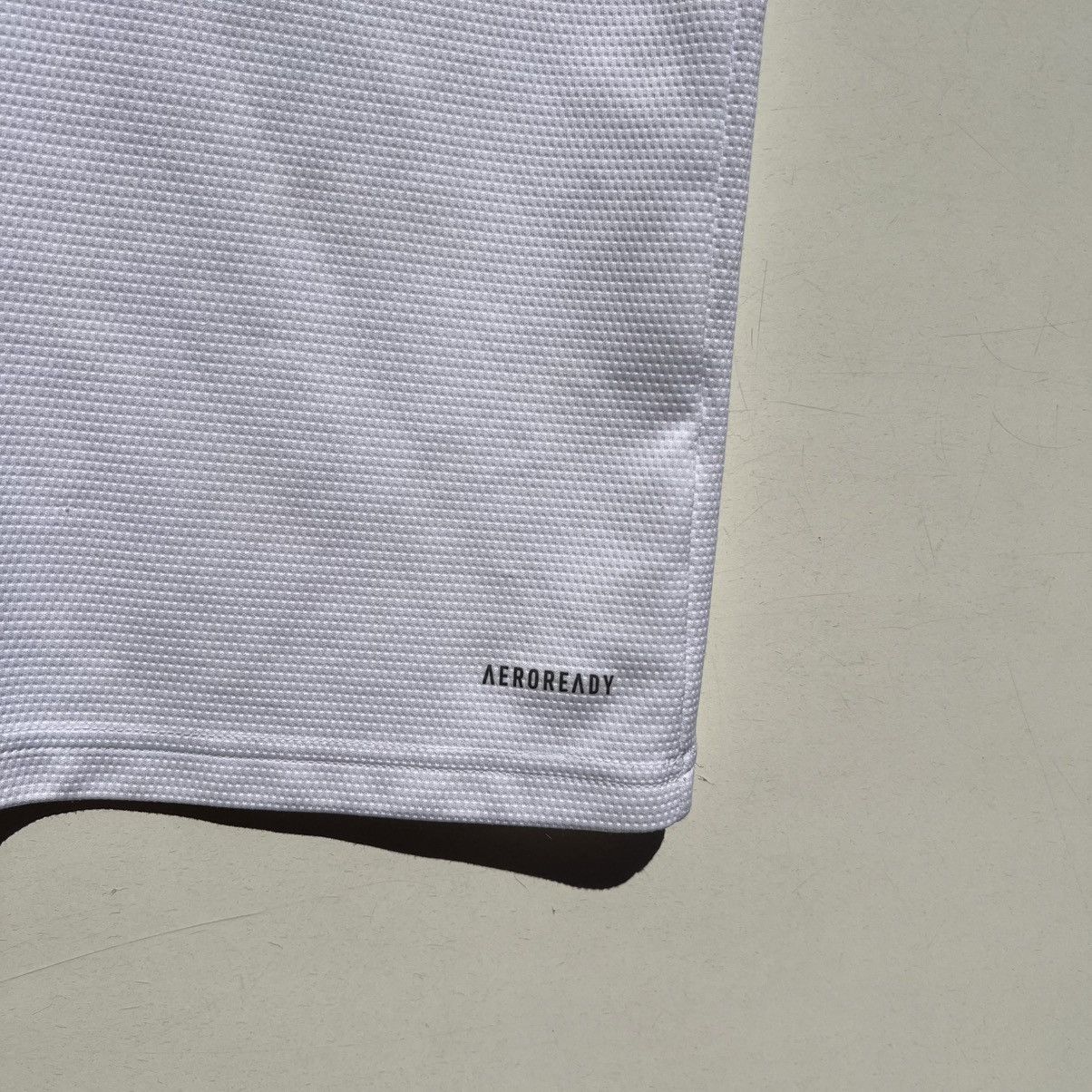 Adidas LEEDS UNITED 2021 2022 HOME FOOTBALL SOCCER JERSEY ADIDAS Size US L / EU 52-54 / 3 - 2 Thumbnail