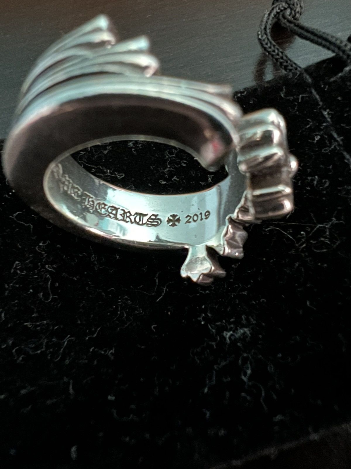 Chrome Hearts Cross Curve Ring Size 9.5 US Size ONE SIZE - 7 Thumbnail