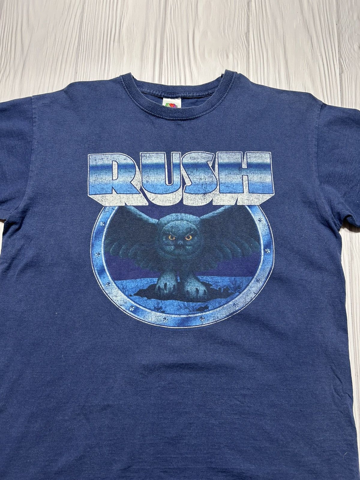 Band Tees Vintage Rush Fly By Night Album T-Shirt Size M Size US M / EU 48-50 / 2 - 4 Thumbnail