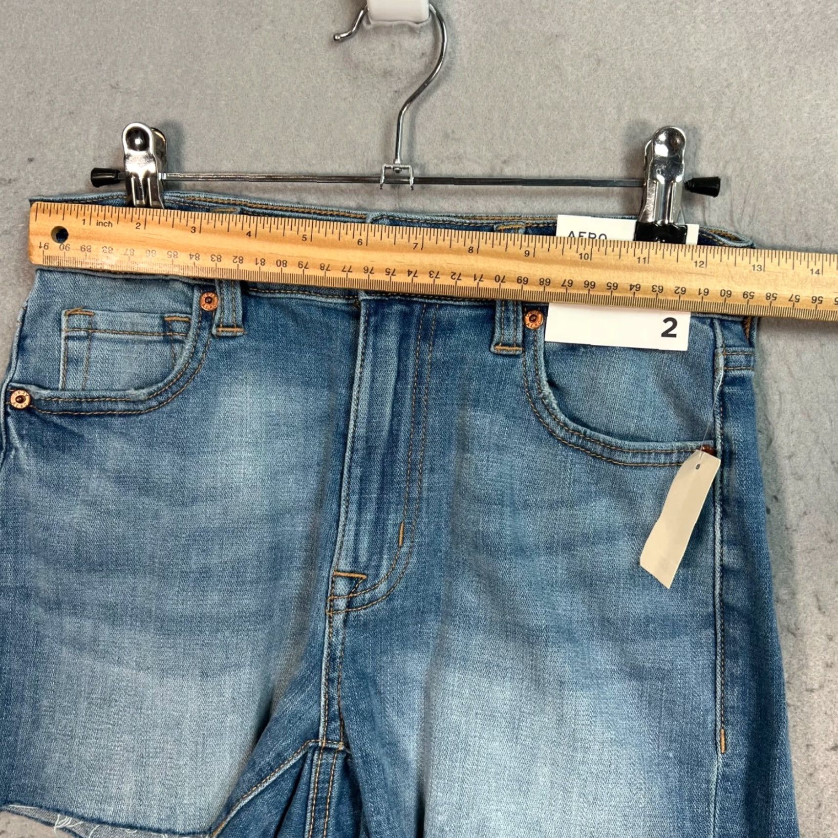 Vintage Aéropostale Womens Size 2 High Rise Curvy Midi Stretch Denim Shorts Blue NEW! Size 26" / US 2 / IT 38 - 5 Thumbnail