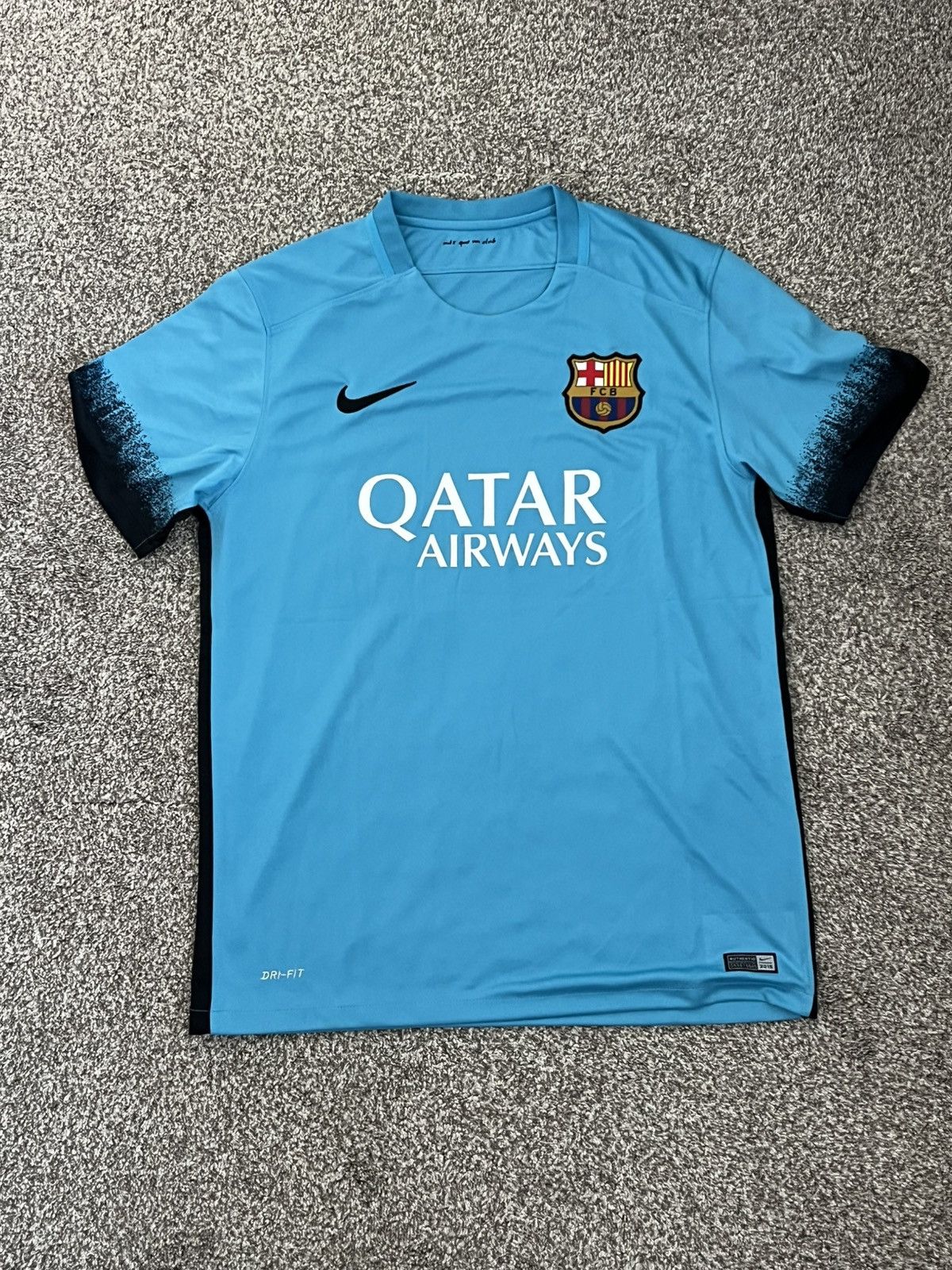 Nike Blue Retro Barcelona Jersey Size US L / EU 52-54 / 3 - 1 Thumbnail