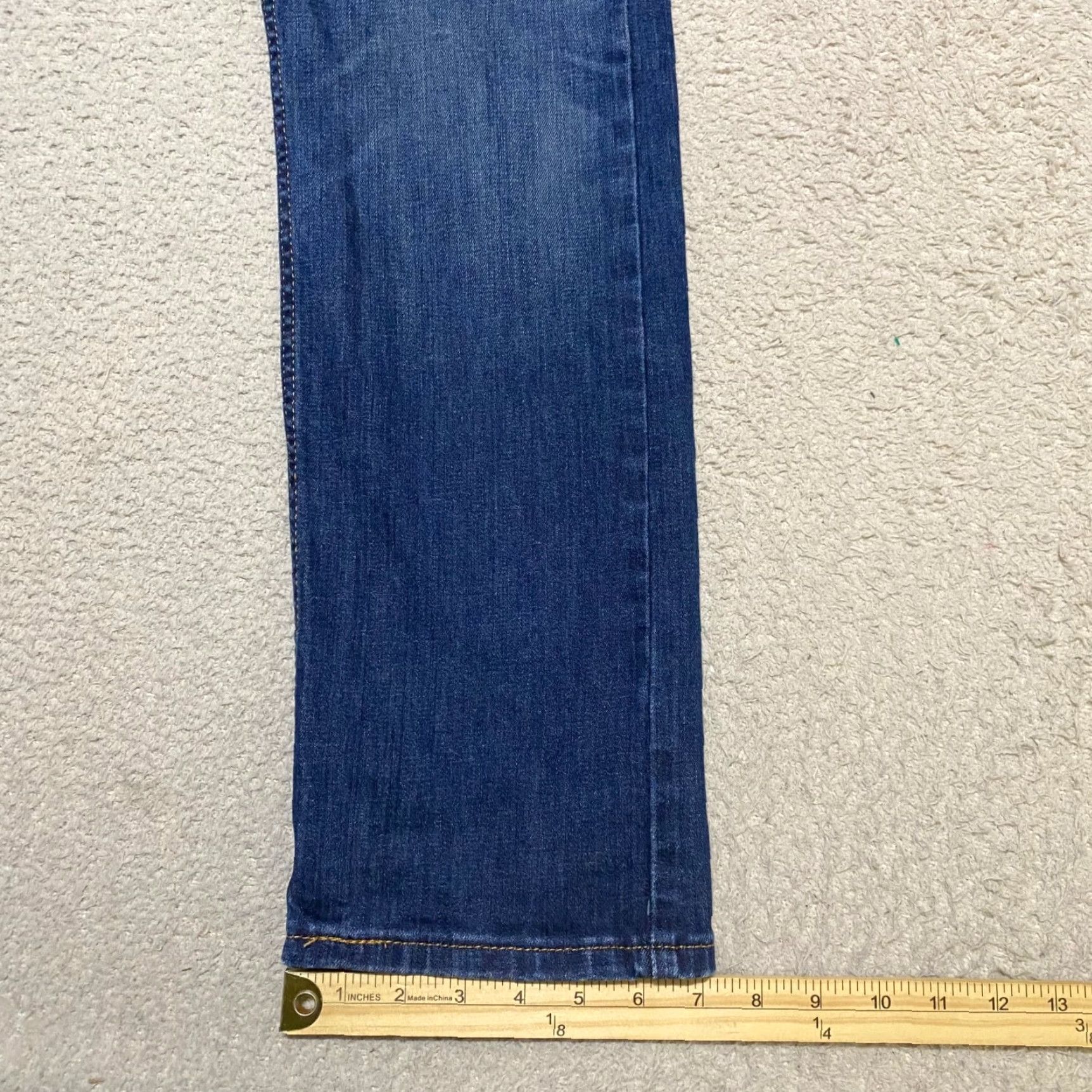 Levi's Levi's 513 Mens Jeans Slim Blue Denim Medium Wash Straight Mid Rise 30x32 Jeans Mens Size US 38 / EU 54 - 5 Thumbnail