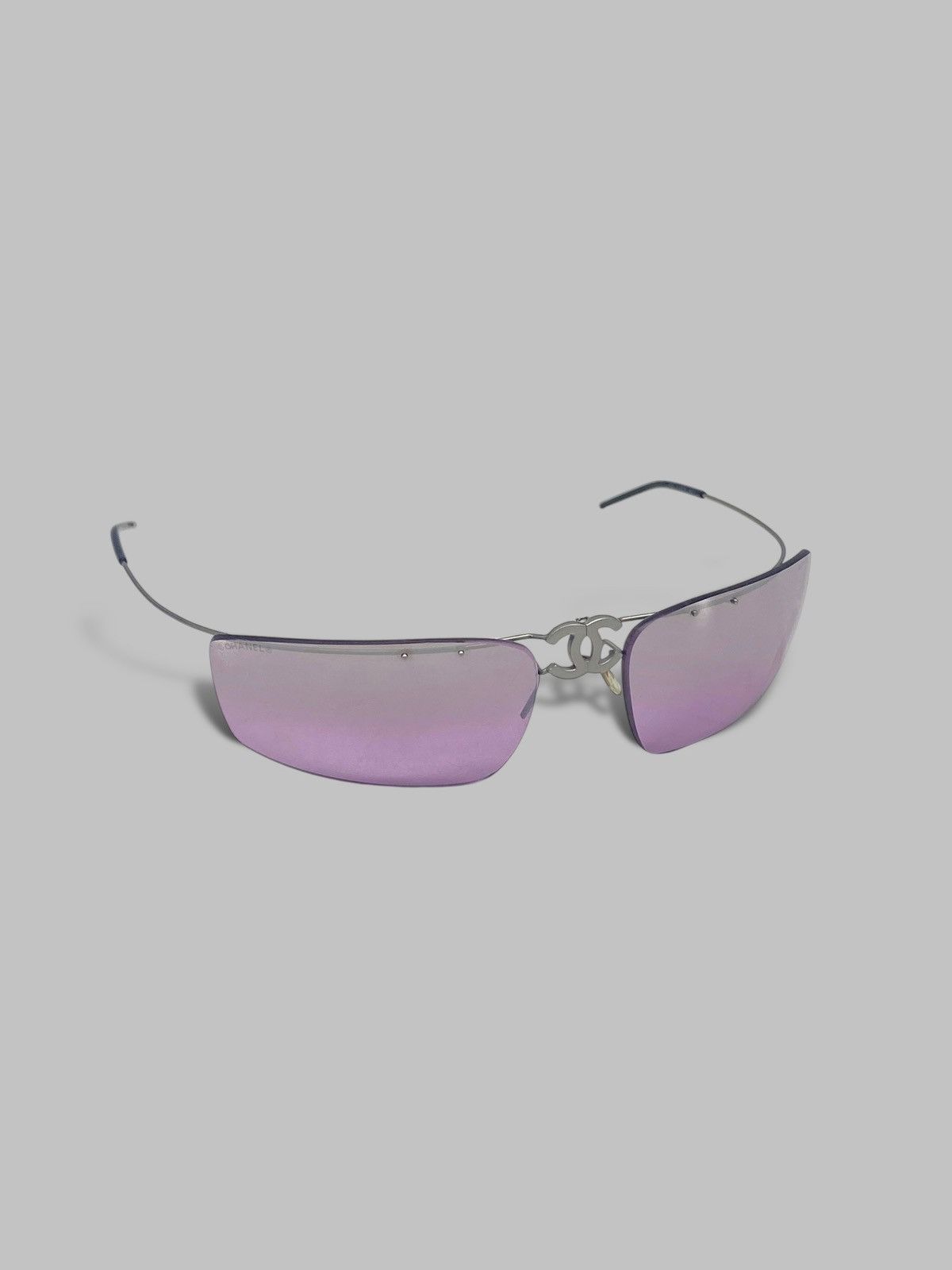 Chanel 2000s Chanel Foldable Logo Sunglasses Lavander Gradient Y2k Size ONE SIZE - 1 Thumbnail