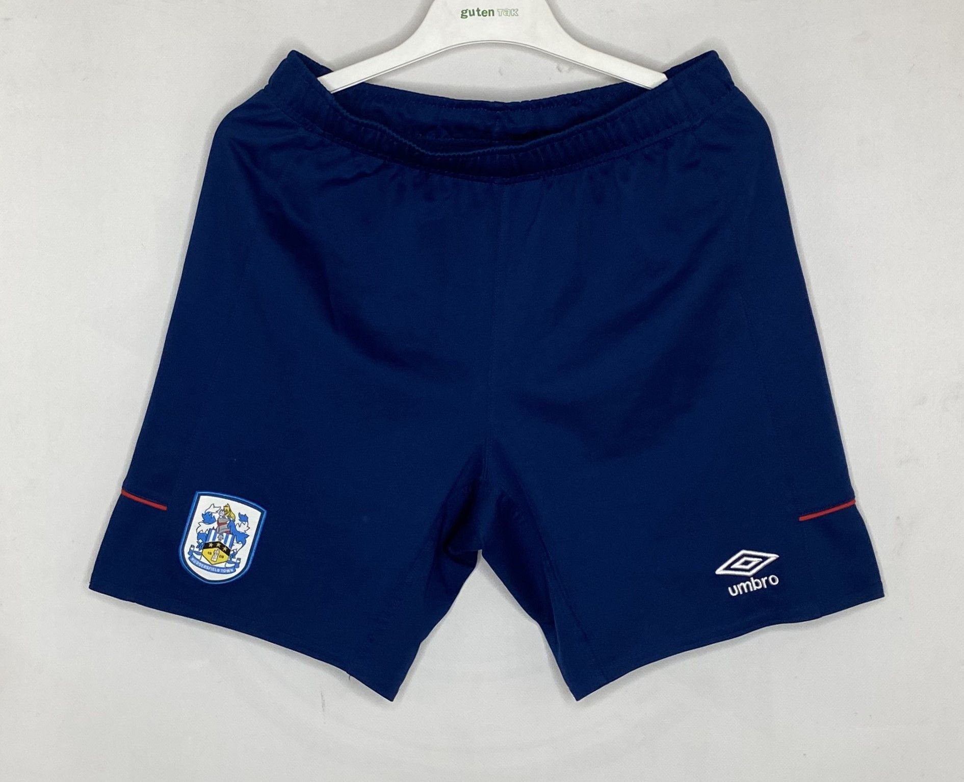 Umbro HUDDERSFIELD TOWN 2017 HOME FOOTBALL SHORTS SOCCER UMBRO Size US 32 / EU 48 - 1 Thumbnail