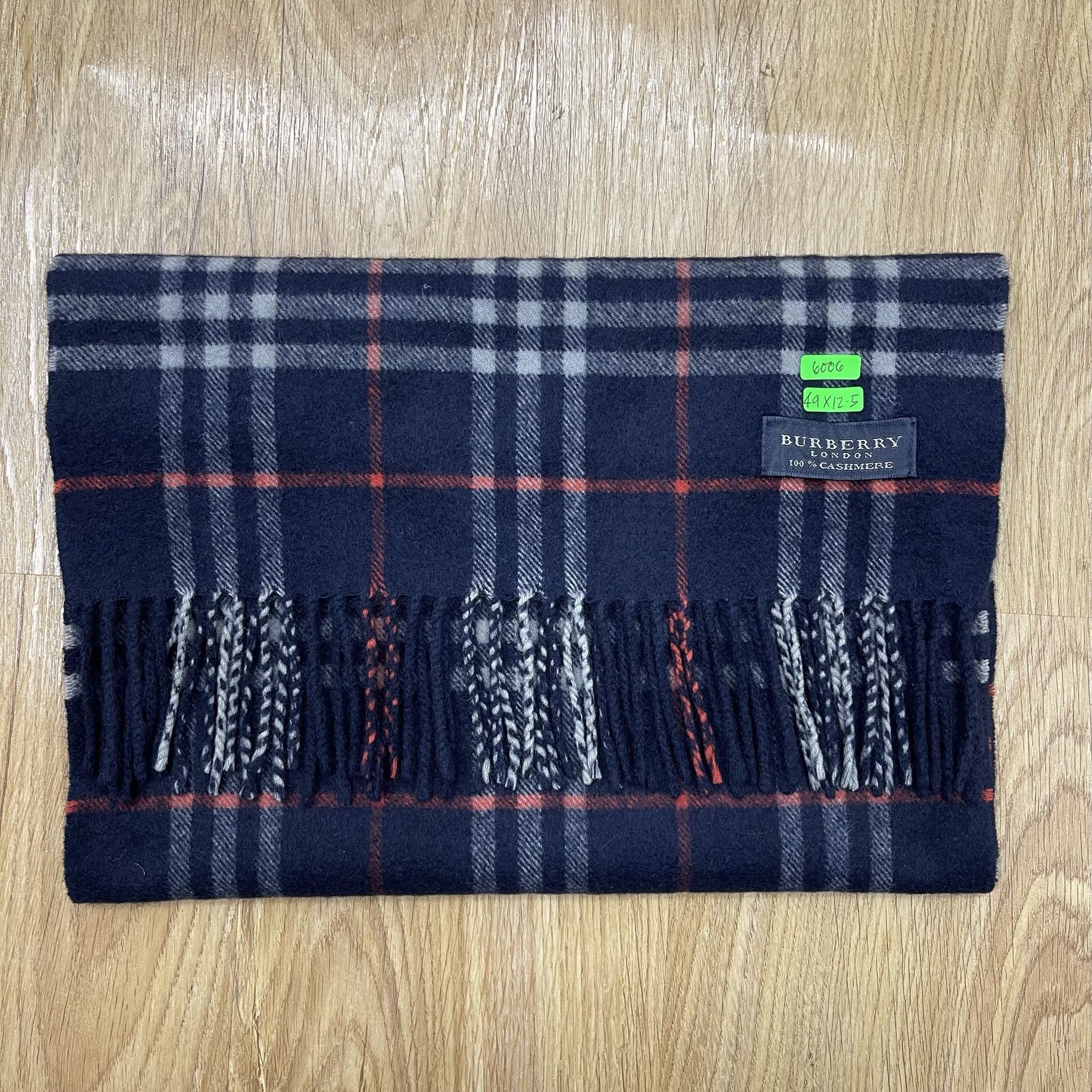 Burberry Vintage Burberry Scarf / Muffler - 6006 Size ONE SIZE - 9 Thumbnail
