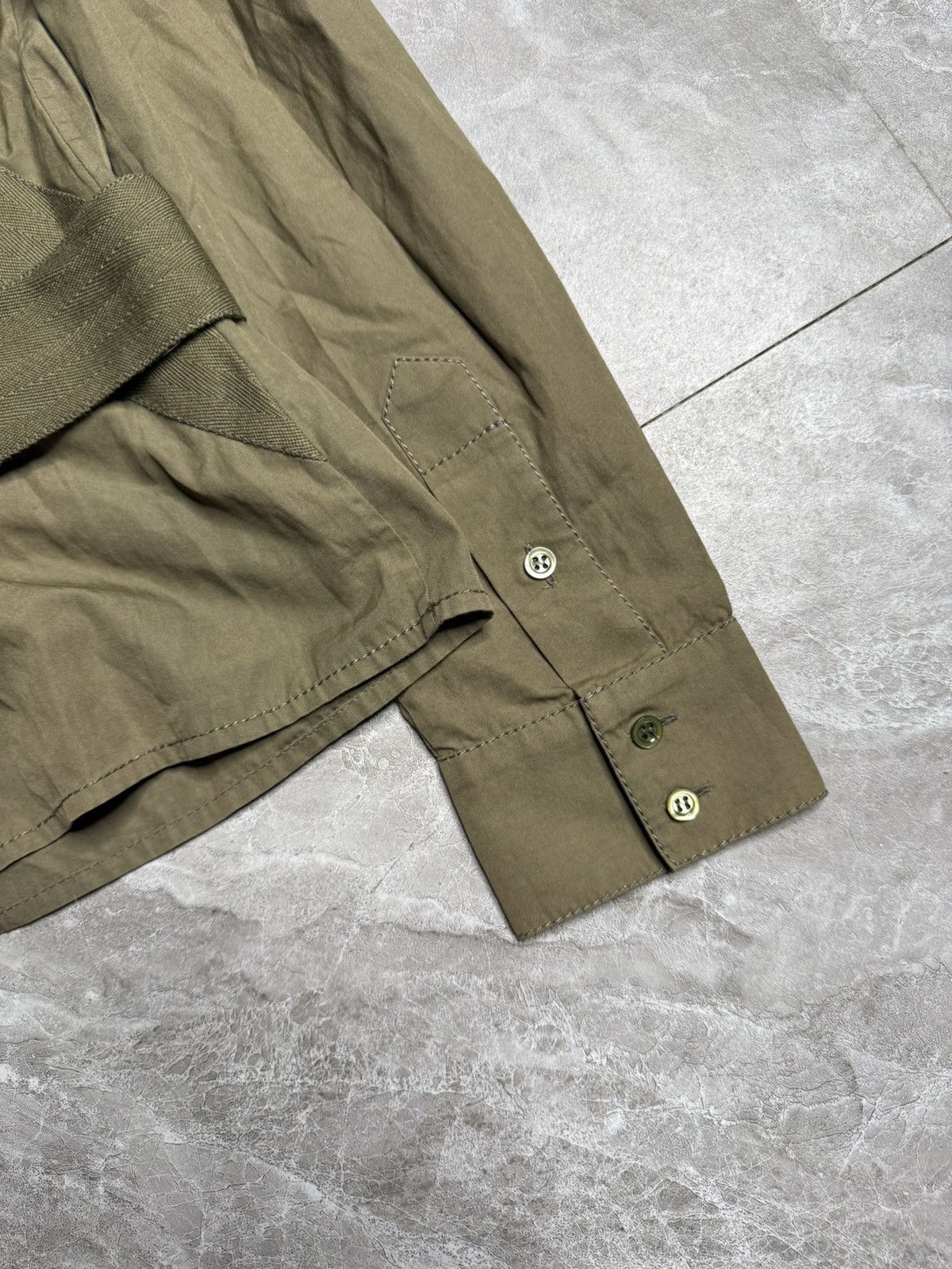 Alexander McQueen Alexander Mcqueen 2003 Military Green Bondage Belted Shirt Size S / US 4 / IT 40 - 5 Thumbnail