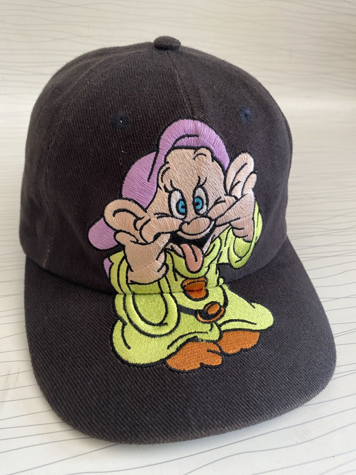 Disney Vintage Disney Dopey Hat Cap Snapback Black Snow White 90s Size ONE SIZE - 5 Thumbnail