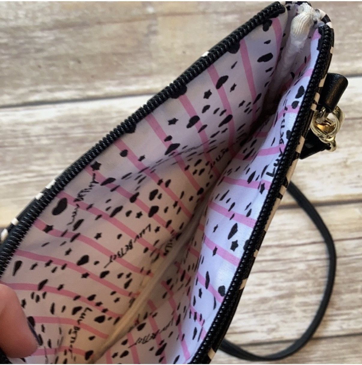 Kate Spade Betsy Johnson luv wristlet crossbody Size ONE SIZE - 3 Thumbnail