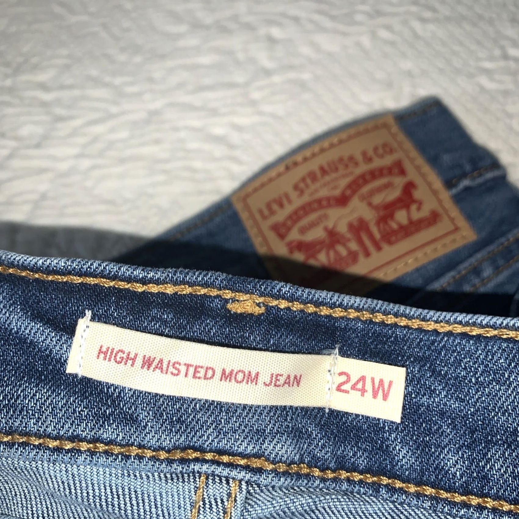 Levi's VINTAGE Levi's High Waisted Mom Jeans 24W Plus Size Denim Blue 5-Pocket Logo Zipper Button Stretch Size 42" / US 20 - 4 Thumbnail