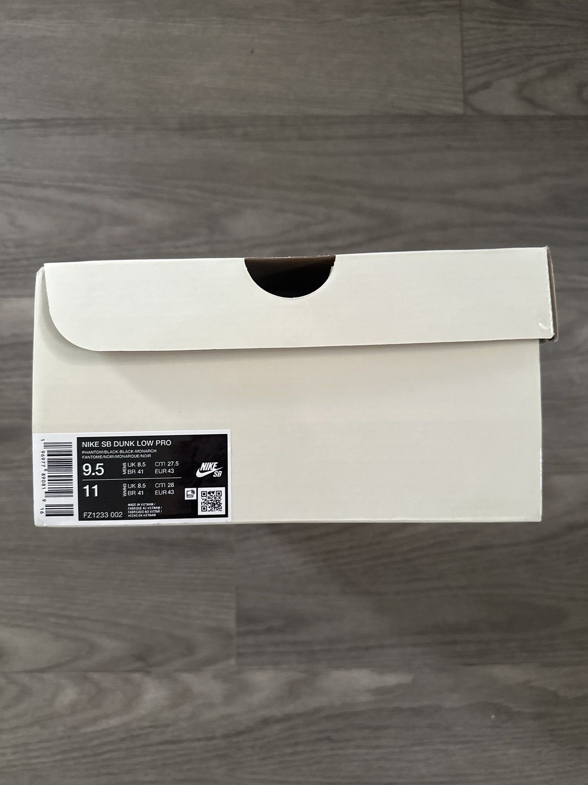 Nike Nike sb dunk low pro Size US 9.5 / EU 42-43 - 7 Thumbnail