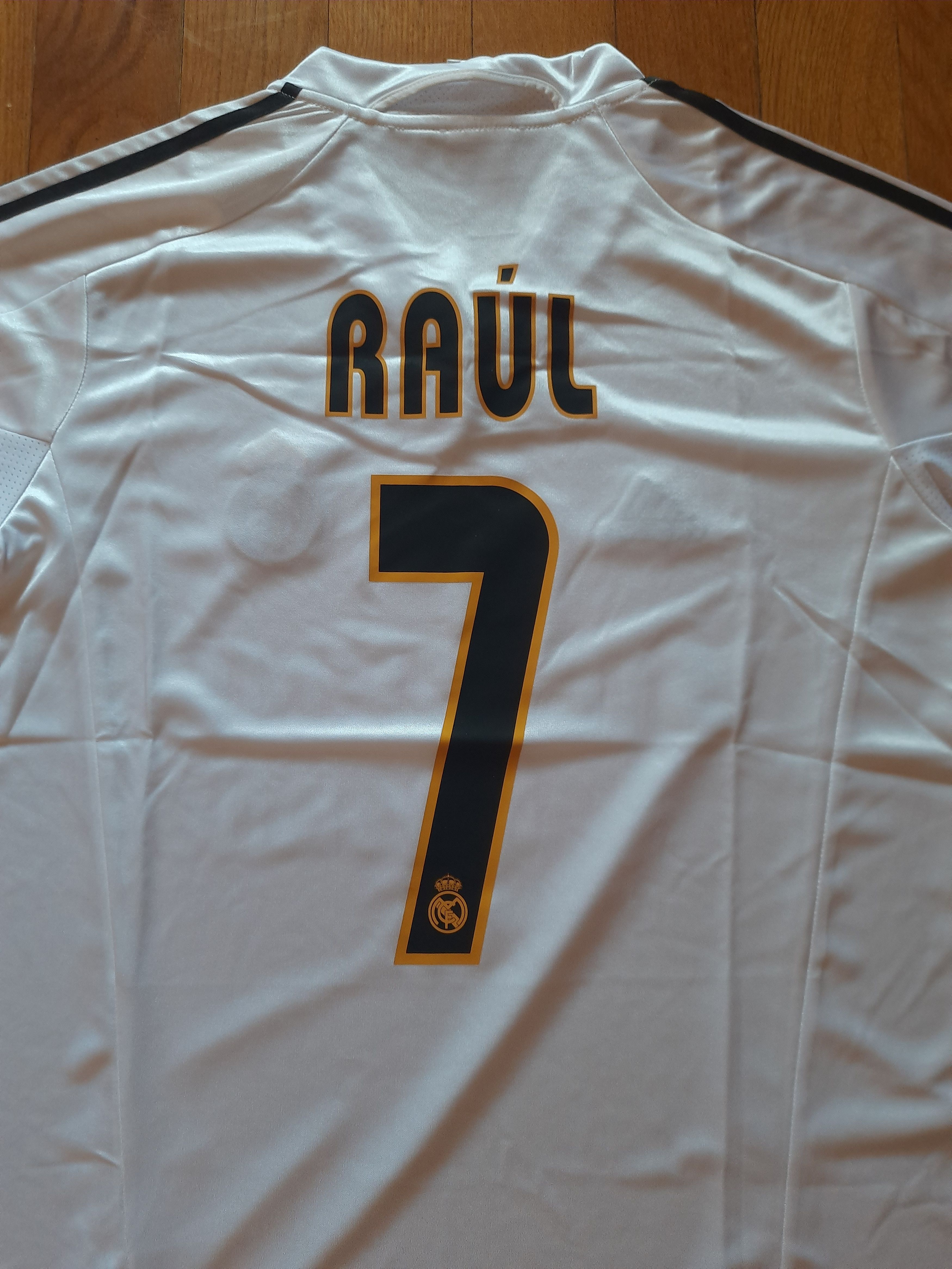 Other Raul 2004 2005 Real Madrid Soccer Football Size US L / EU 52-54 / 3 - 3 Thumbnail