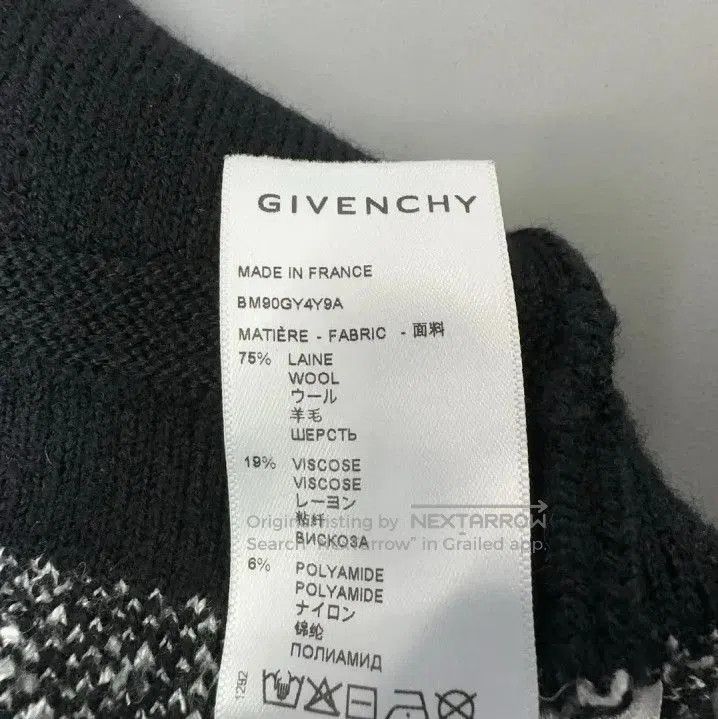 Givenchy Givenchy x Chito SS22 Mask Pattern Knit Sweater. Size US L / EU 52-54 / 3 - 6 Thumbnail