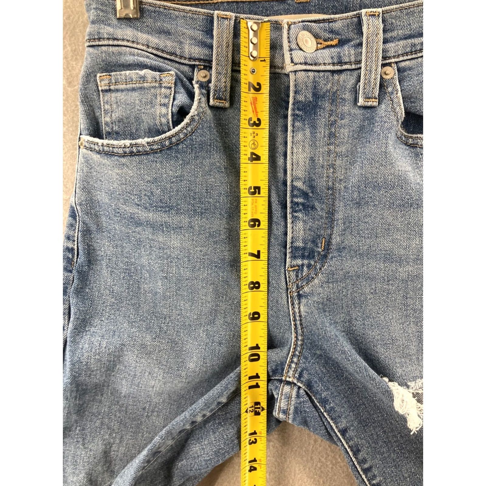 Levi's VINTAGE Levis Jeans Womens 24 Blue Denim Mom Jean Zip Fly High Waisted Distressed Size 42" / US 20 - 4 Thumbnail