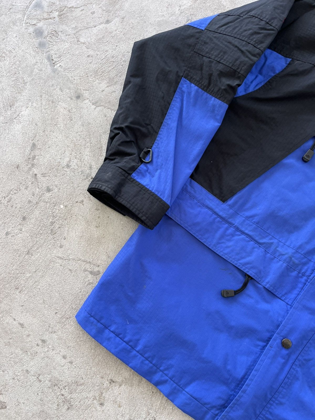 The North Face Vintage The North Face GoreTex Jacket Blue Black Outdoor Y2K Size US XXL / EU 58 / 5 - 2 Thumbnail