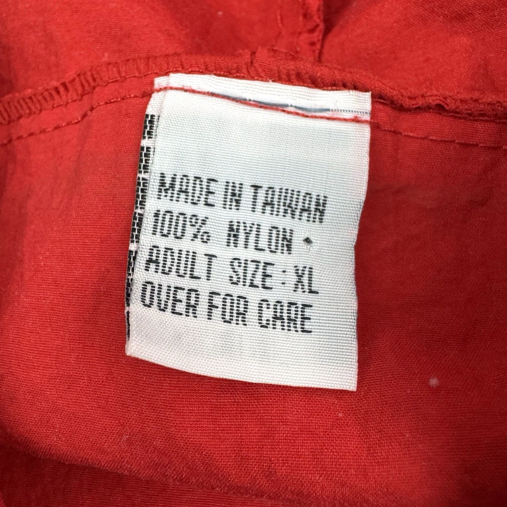 Marlboro VINTAGE Marlboro Jacket Adult XL Windbreaker 90s USA Red Mens XL Windbreaker 90s Promotional USA Red Marlboro Jacket Size US XL / EU 56 / 4 - 6 Thumbnail