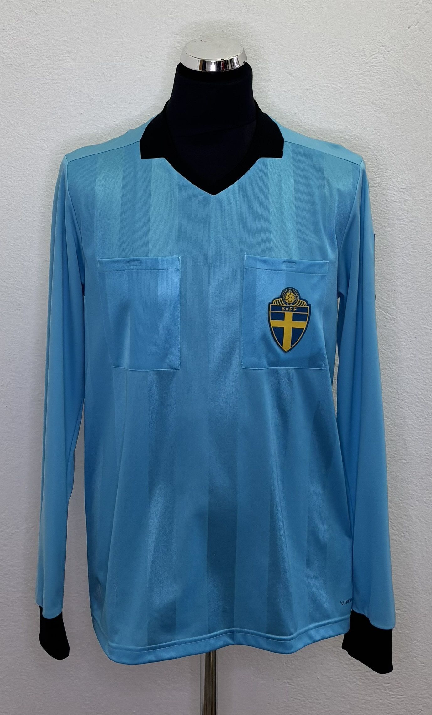 Adidas Sweden 2017/2018 Adidas Referee Shirt Size M Size US M / EU 48-50 / 2 - 1 Thumbnail