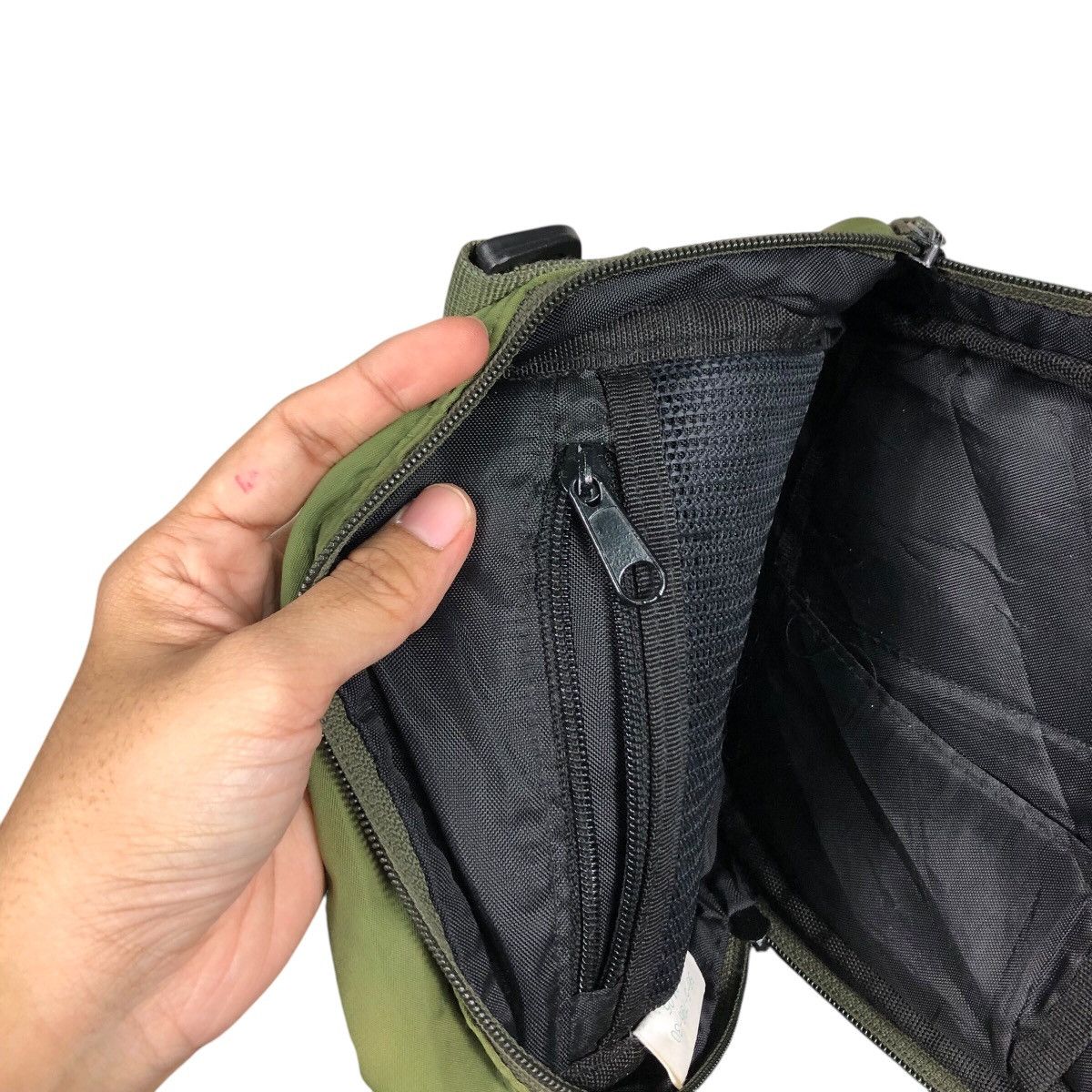 Japanese Brand 📌Vintage Sling Bag Le Coq Sportif Multi Pocket Size ONE SIZE - 9 Thumbnail