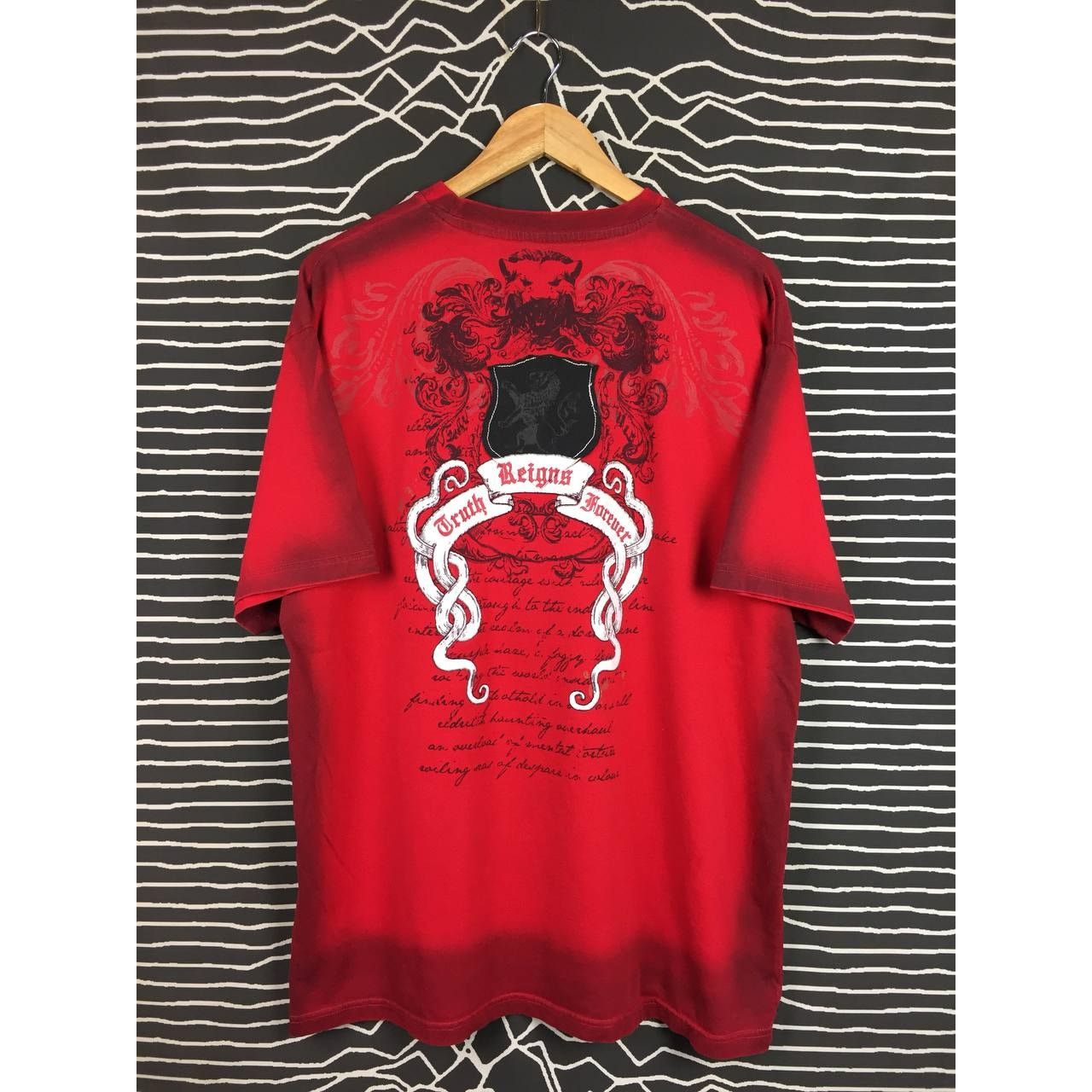 Affliction × Vintage Attitude Gold Reigns Truth Forever Affliction style Tee Size US XL / EU 56 / 4 - 5 Thumbnail