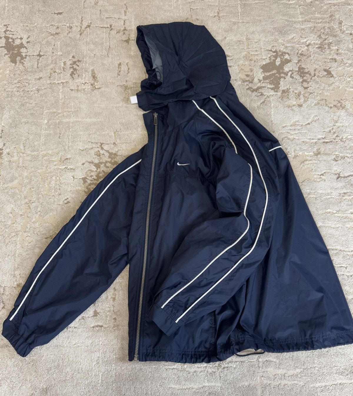 Nike × Vintage Nike Vintage Nylon Track Windbreaker Jacket Navy Drill Y2K Size US L / EU 52-54 / 3 - 1 Thumbnail