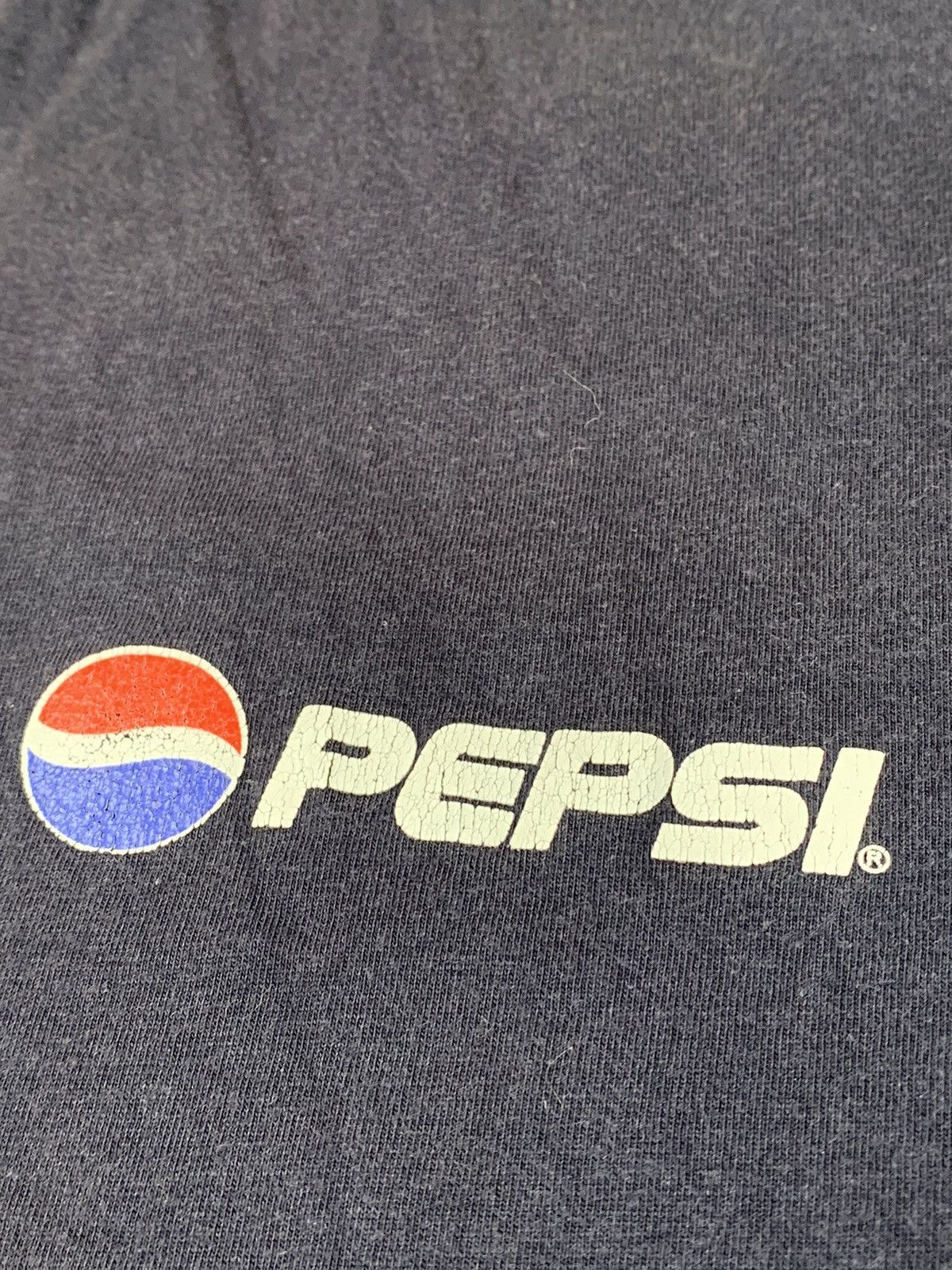 Vintage Vintage Pepsi tee sun faded small logo style size M Size US M / EU 48-50 / 2 - 2 Thumbnail