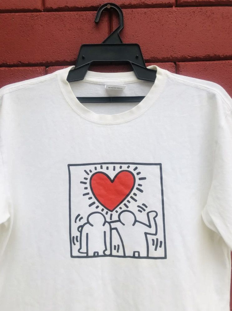 Japanese Brand × Keith Haring Vintage Keith Haring Loving Designer Fashion Style Size US M / EU 48-50 / 2 - 3 Thumbnail