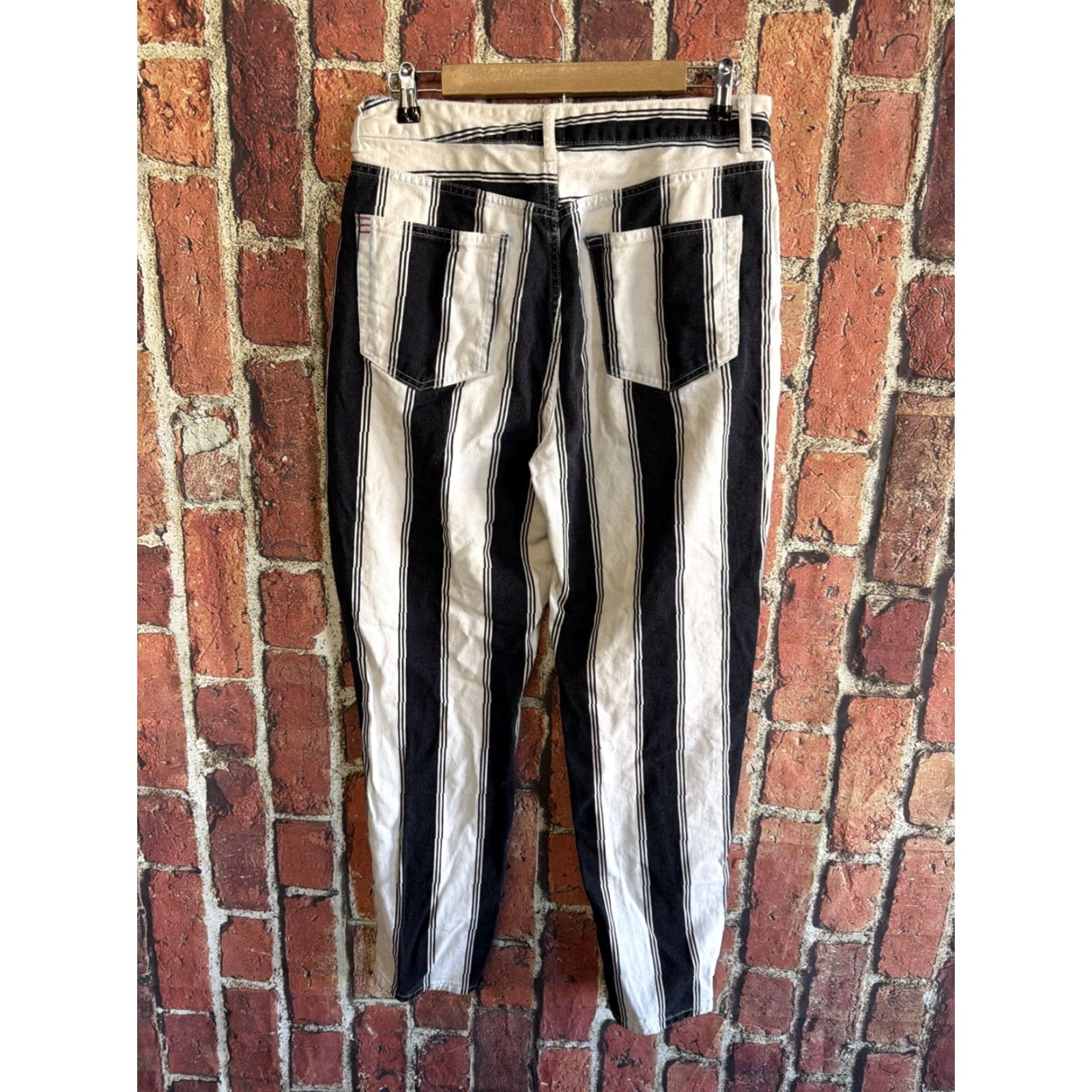 Bdg BDG Urban Outfitters Mom Jeans SZ 30 Black & White Stripe Retro High Waist Womens Jeans Size 30" / US 8 / IT 44 - 3 Thumbnail