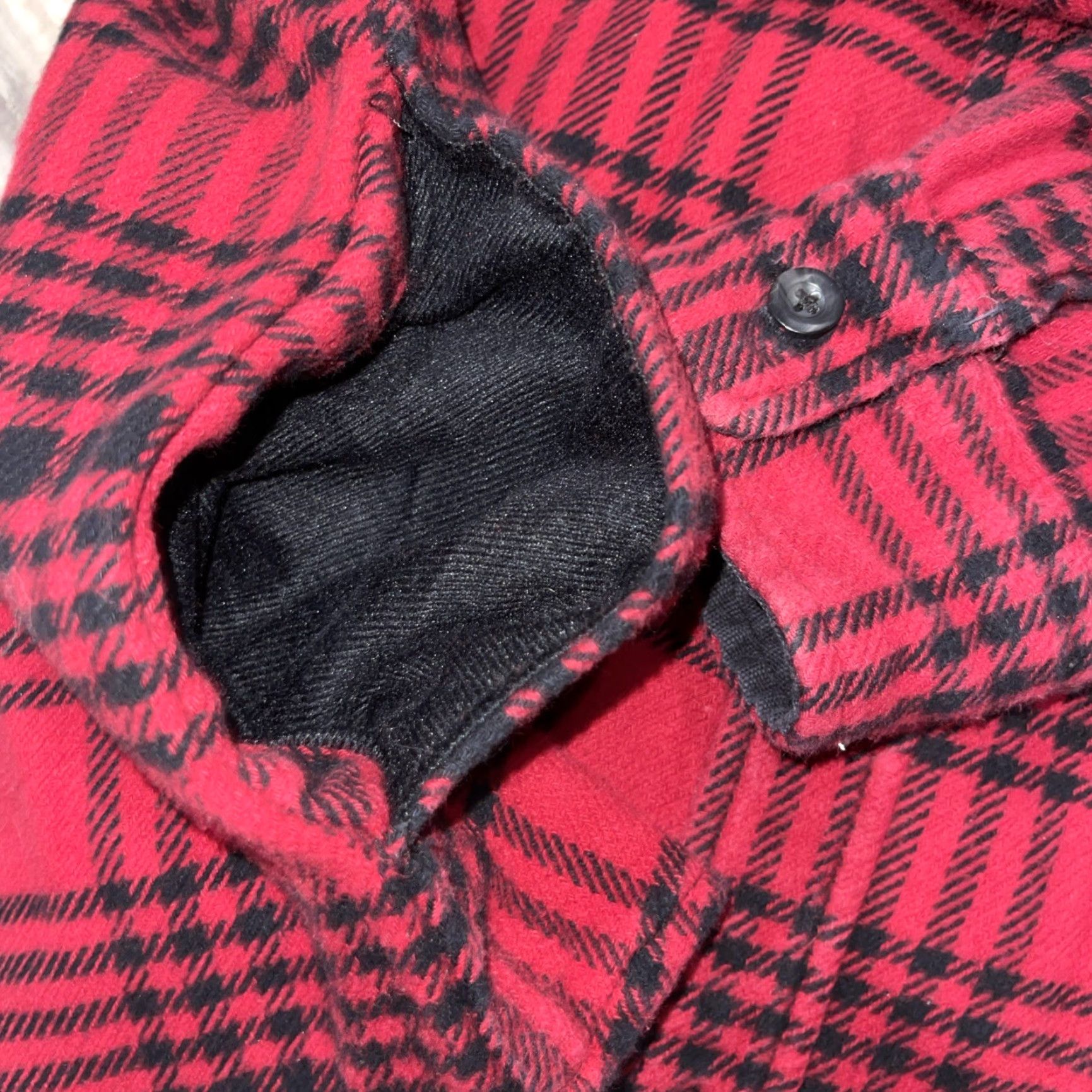 Vintage Woolrich Shirt XXL Red Black Plaid Heavy Flannel Button-Up Long Sleeve Pockets Size US XXL / EU 58 / 5 - 7 Thumbnail