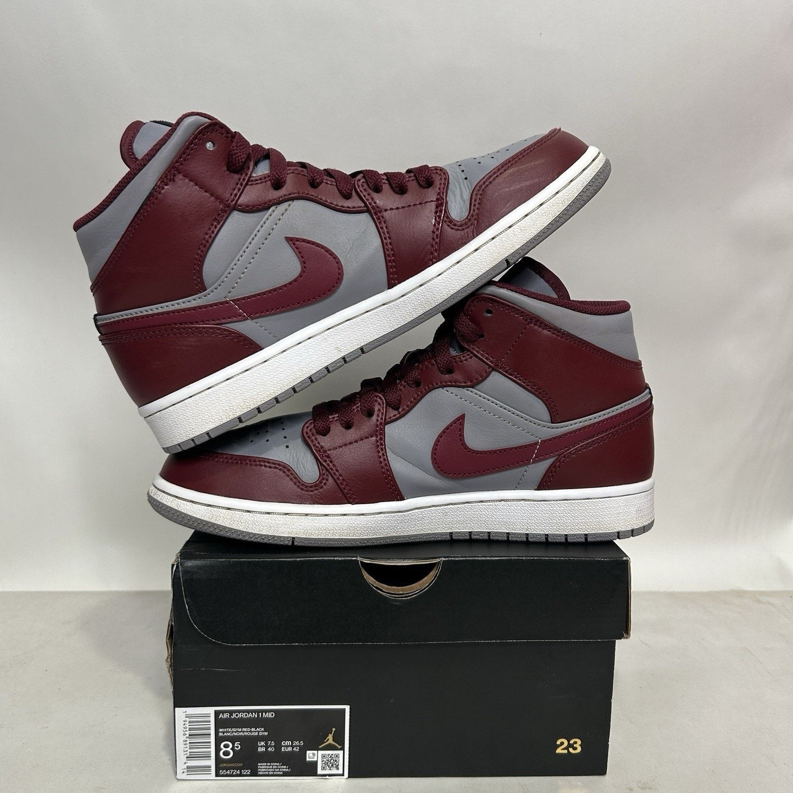 Jordan Brand Nike Air Jordan 1 Mid “Cherrywood/Red Grey” Size US 8.5 / IT 38.5 - 2 Thumbnail