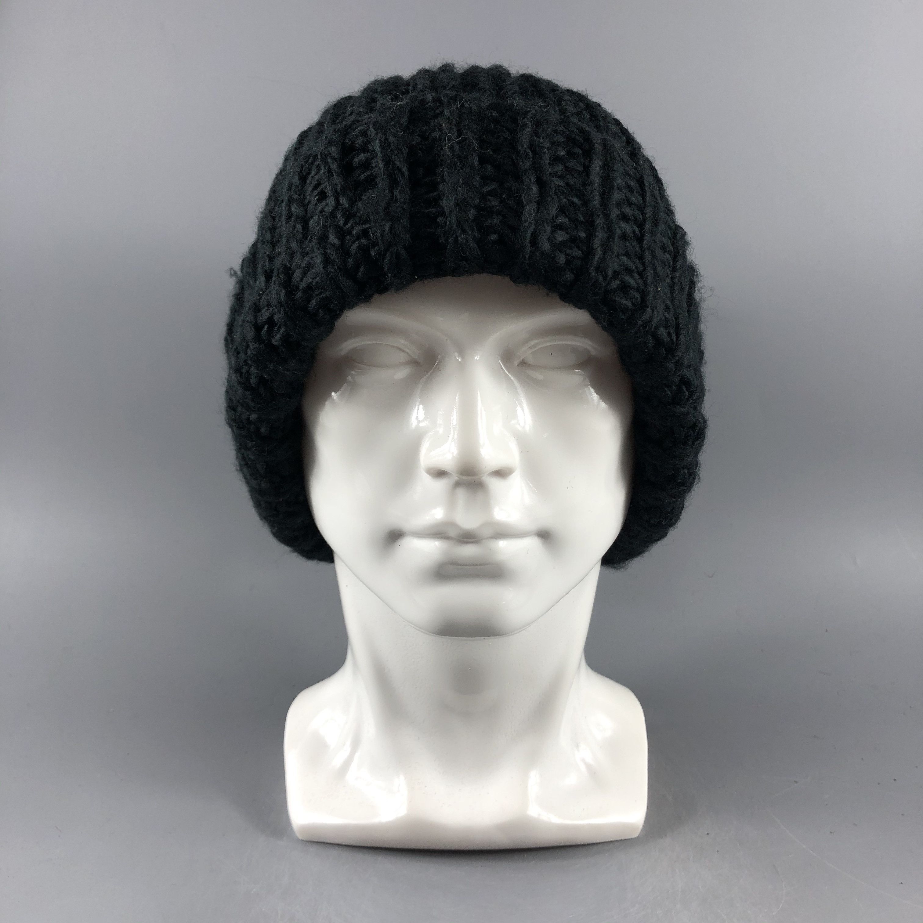image of Vintage Milsa Slouchy Pompom Beanie Snow Hat Snow Cap -D306 in Black, Men's