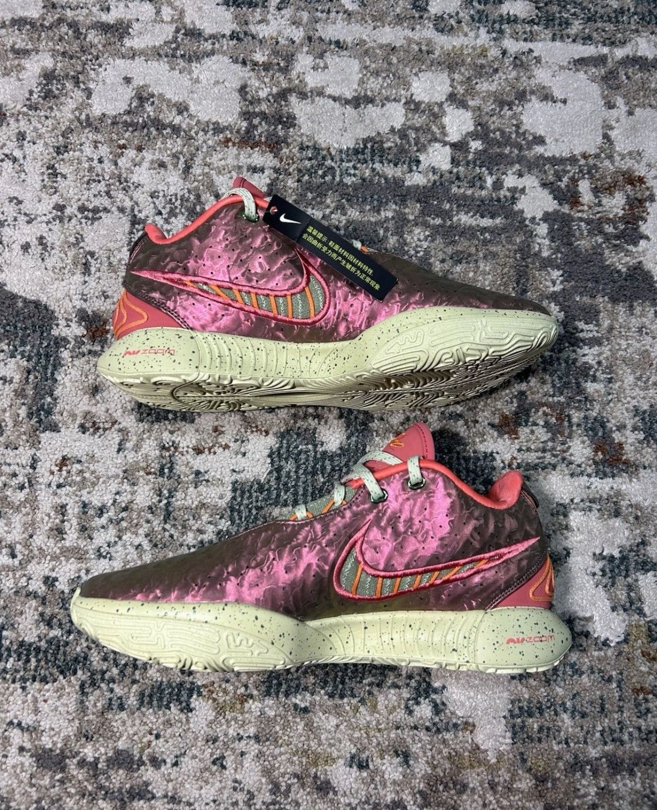 Nike Nike LeBron 21 Queen Conch Size US 9 / EU 42 - 2 Thumbnail