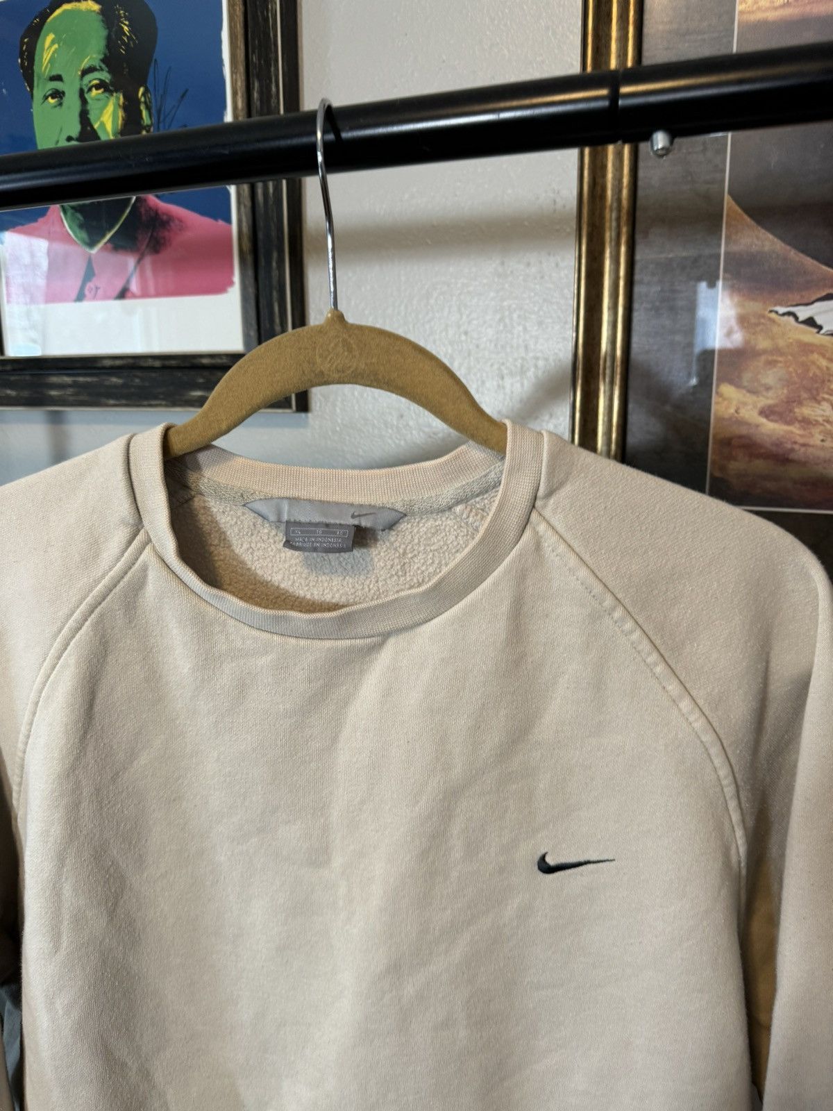 Nike × Vintage Y2K Vintage Nike Beige Sweatshirt XL Size US XL / EU 56 / 4 - 4 Thumbnail