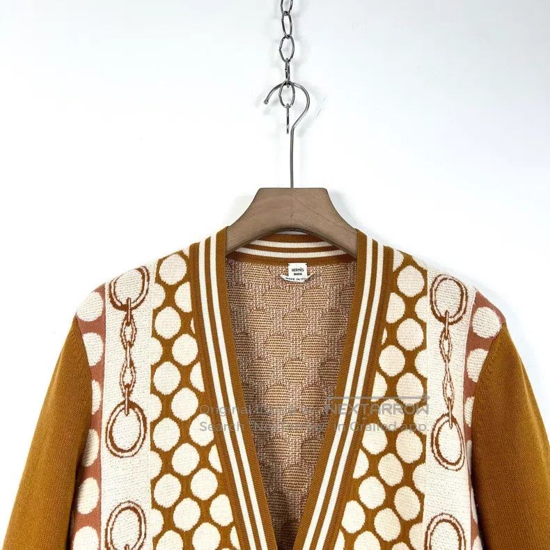 Hermes Hermes Orange Polka Dot Wool Cardigan Jacket Size XS / US 0-2 / IT 36-38 - 3 Thumbnail