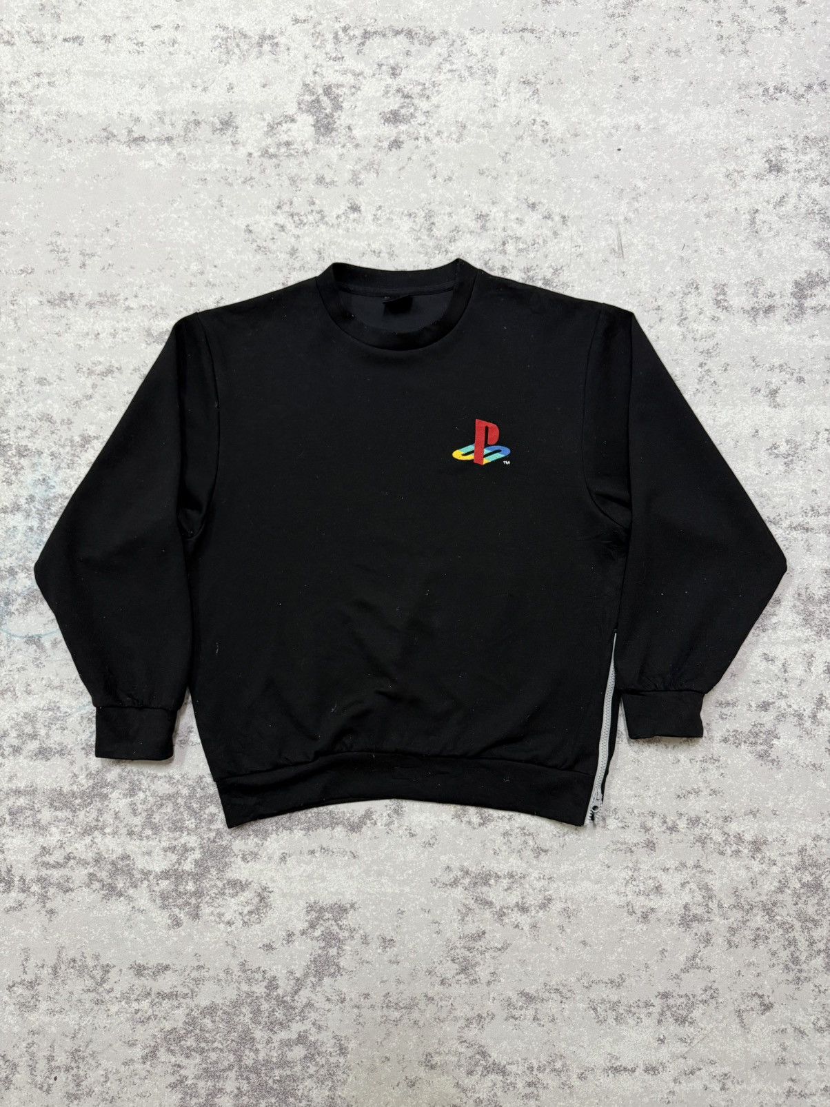 GU PLAY STATION X GU GAMING SWEATSHIRT Size US S / EU 44-46 / 1 - 3 Thumbnail