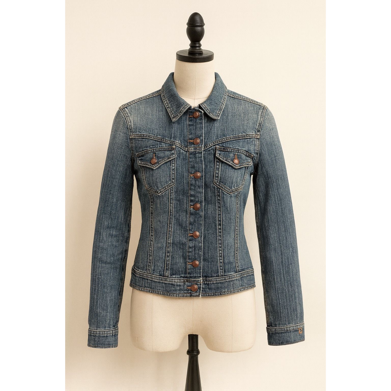 DKNY DKNY Jeans Classic Denim Jacket XS Size XS / US 0-2 / IT 36-38 - 1 Thumbnail