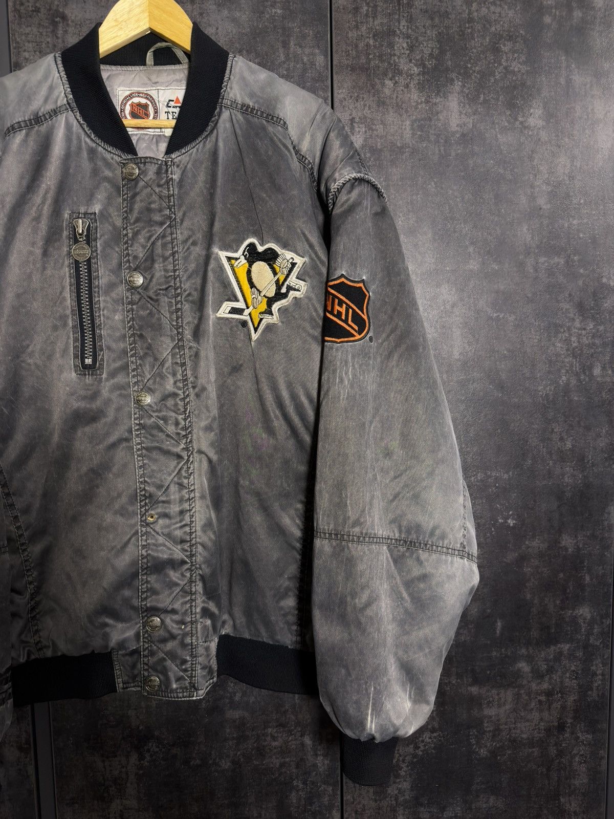 Other Vintage 90s NHL Pittsburgh Penguins Bomber Jacket Supreme Size US XL / EU 56 / 4 - 5 Thumbnail