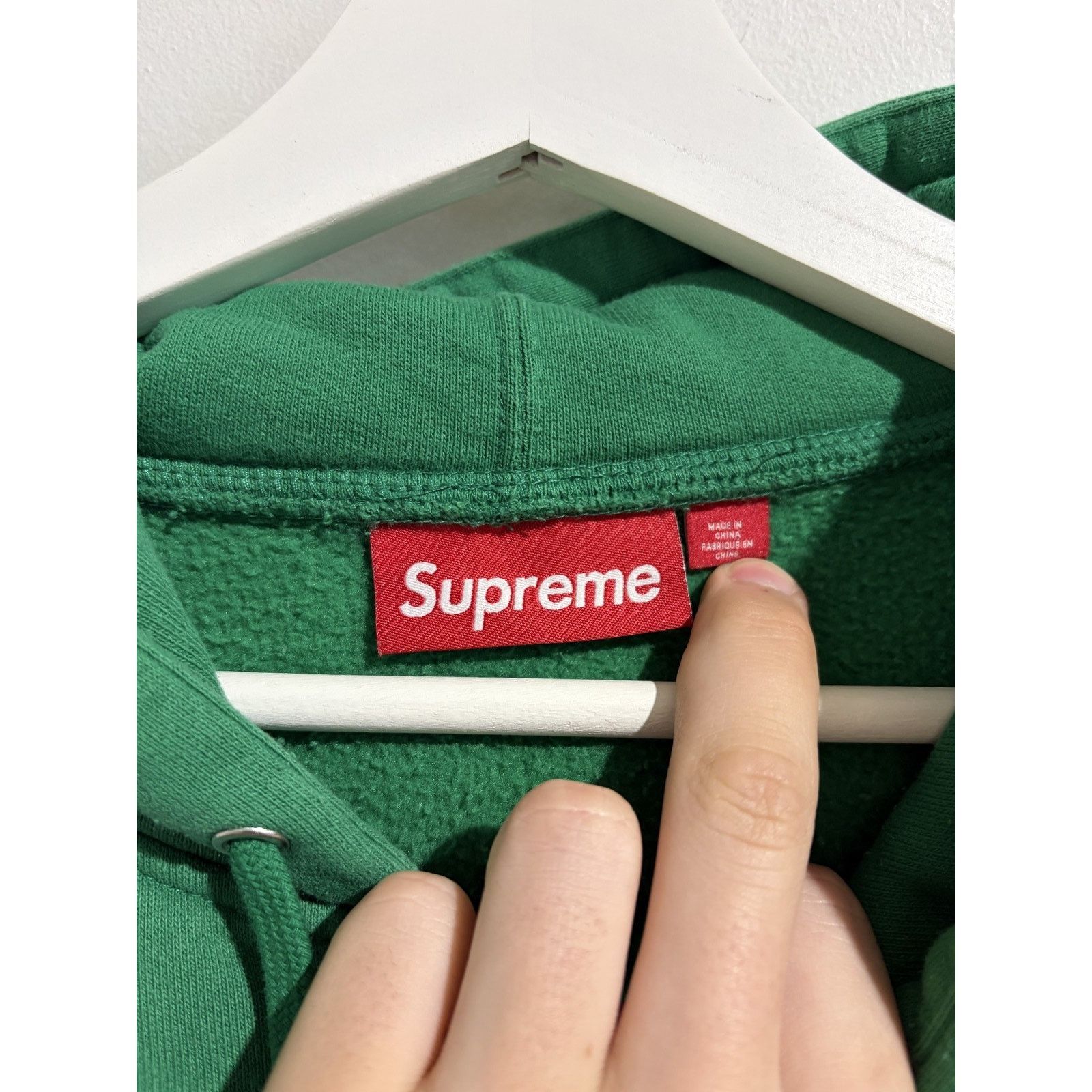 Supreme SUPREME GREEN PERFORMANCE ZIP UP SIZE SMALL NEW Size US S / EU 44-46 / 1 - 4 Thumbnail