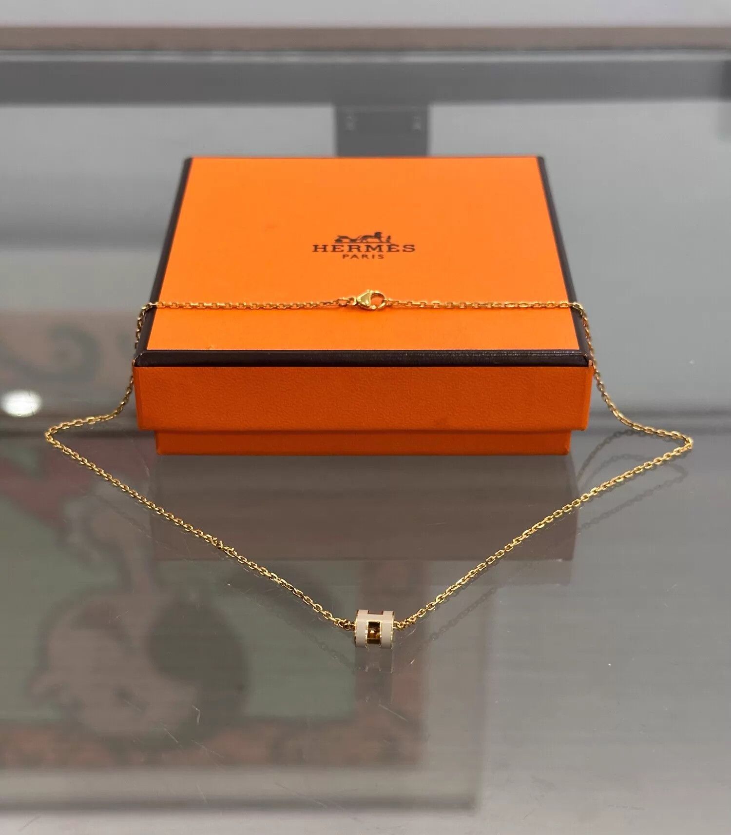 Hermes Hermes Pop H Enamel H Logo Mini Necklace 40cm Milk Tea Size ONE SIZE - 1 Thumbnail