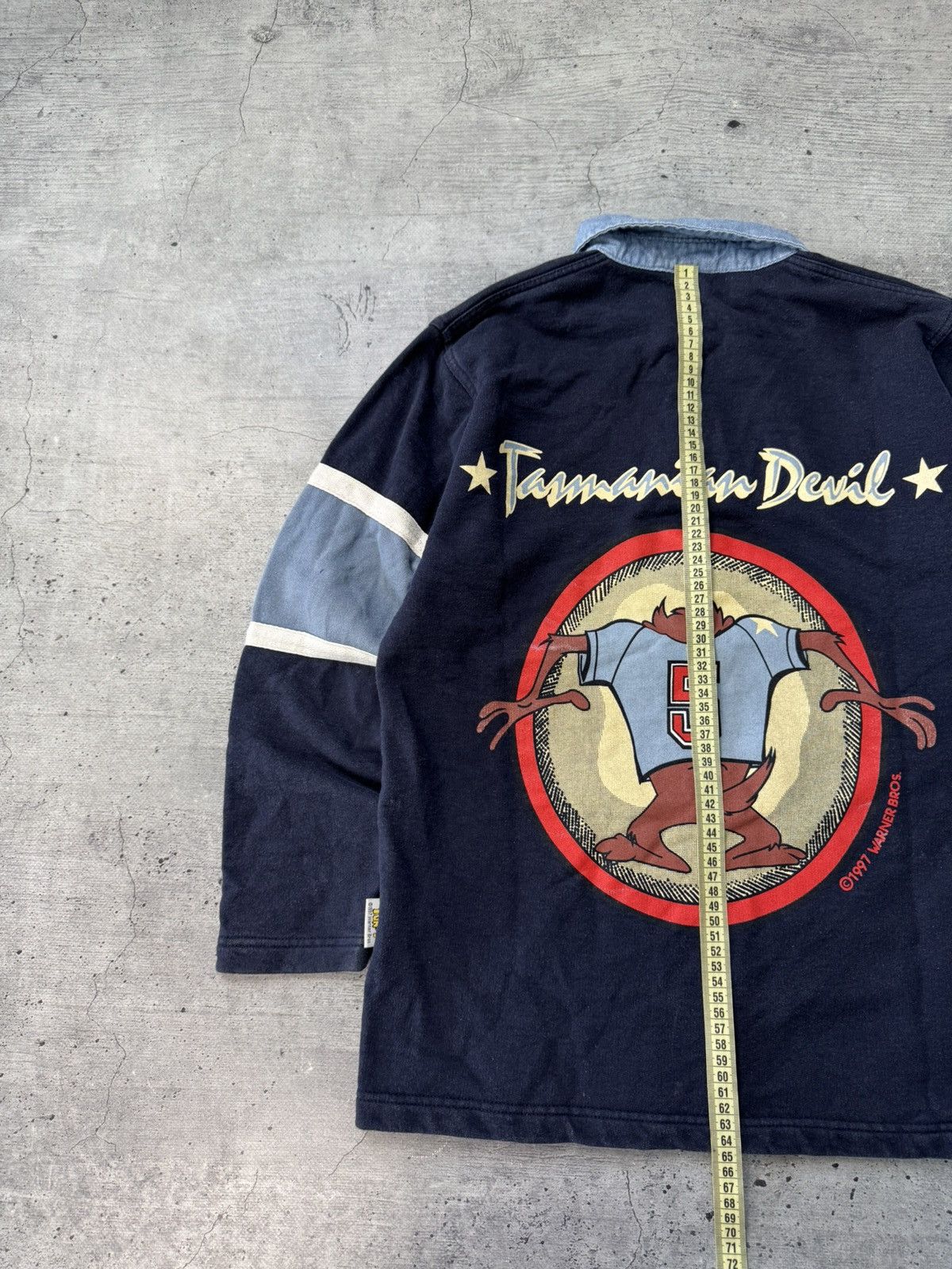 Disney Vintage 1997 Looney Tunes Taz long sleeve Sweatshirt Japan Size US S / EU 44-46 / 1 - 15 Thumbnail