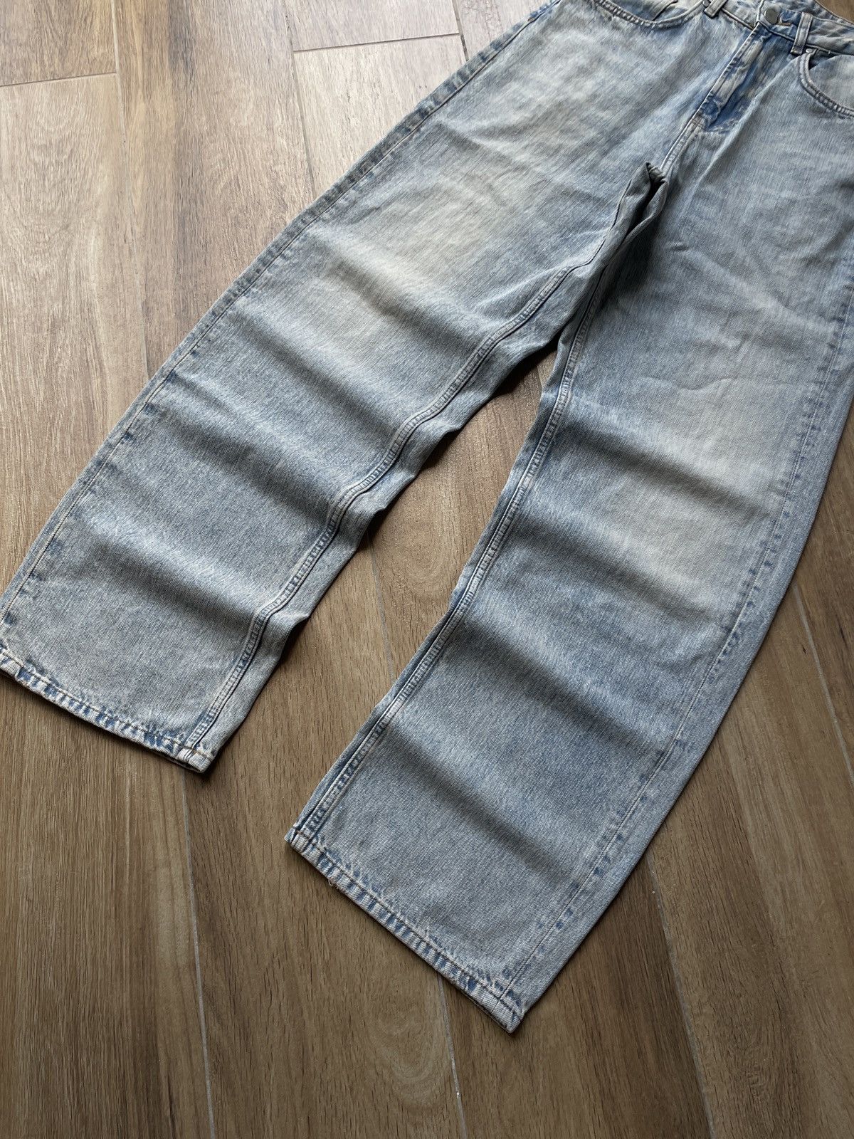 Japanese Brand Vintage Baggy Jeans Washed Flared Wide Avant Garde Japanese Size US 30 / EU 46 - 2 Thumbnail
